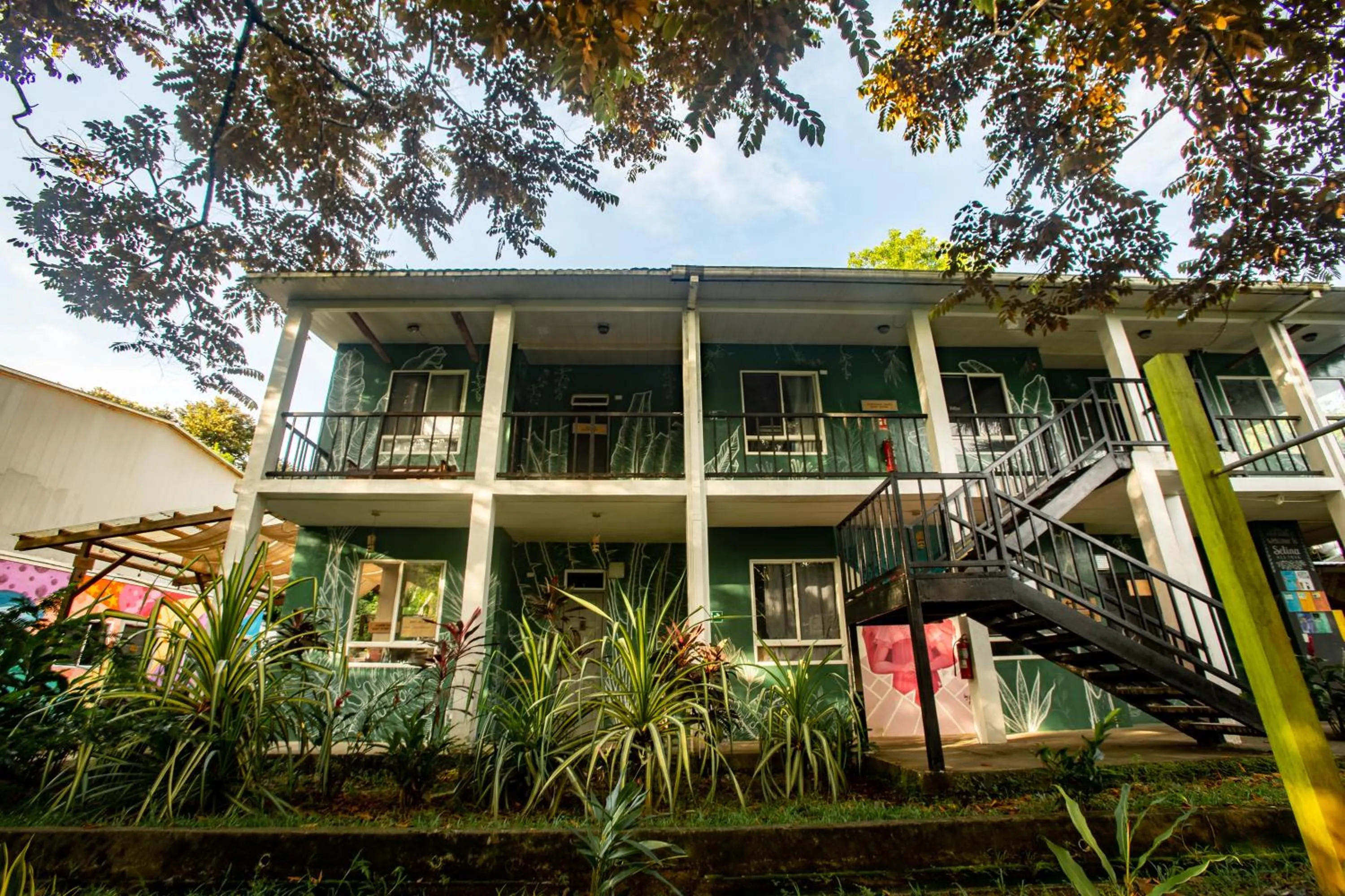 Property building in Socialtel Red Frog