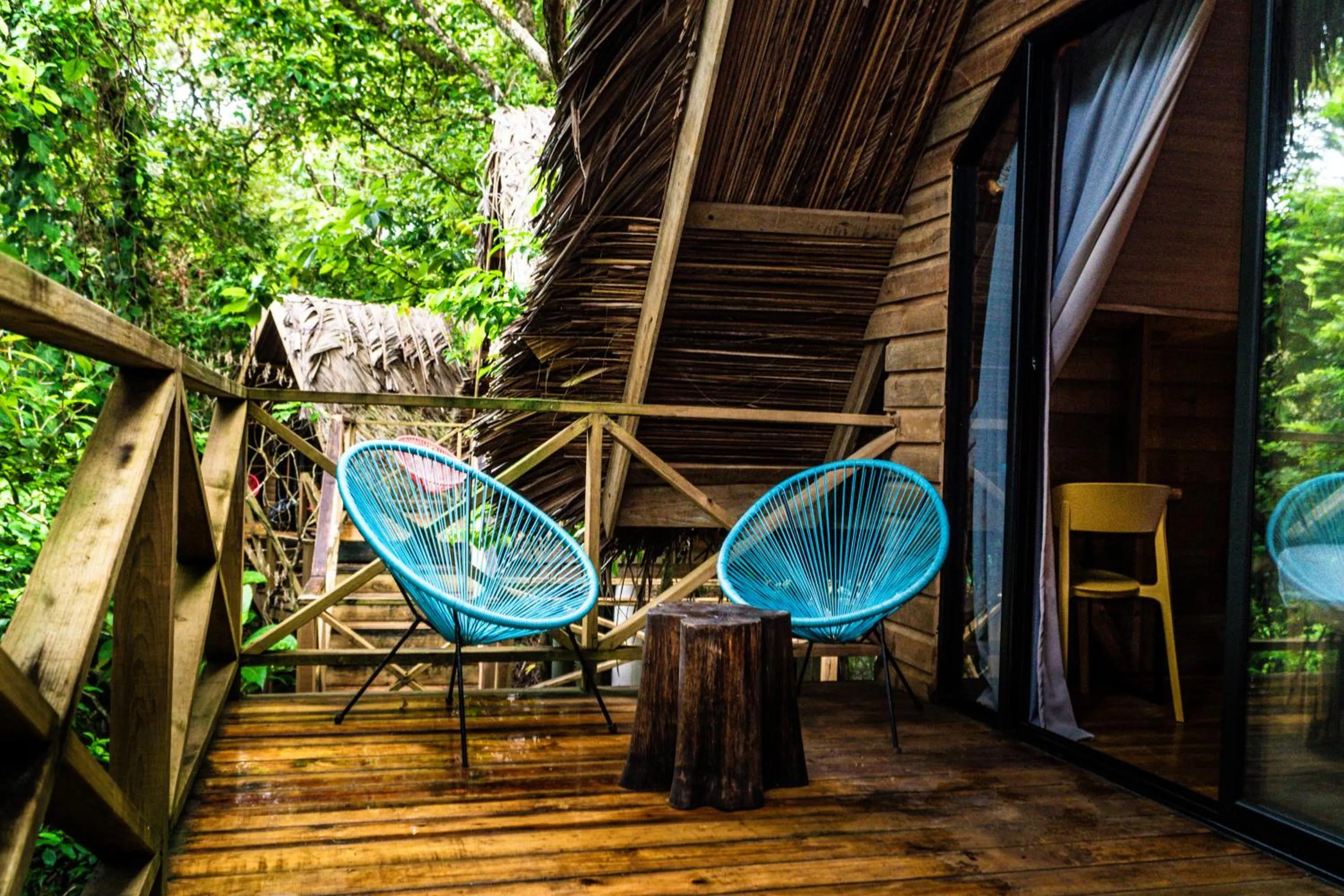 Garden view in Socialtel Red Frog