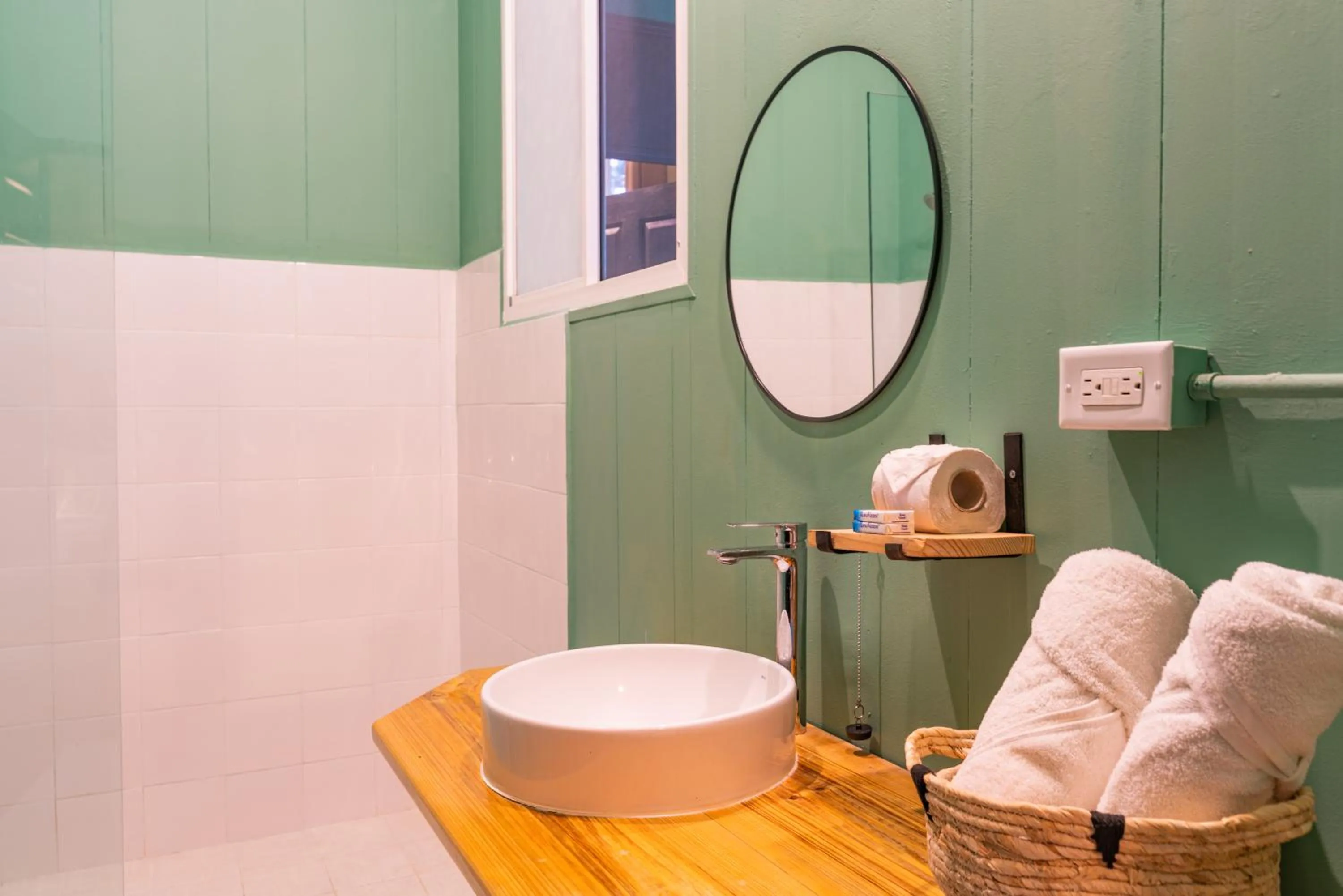 Bathroom in Socialtel Red Frog