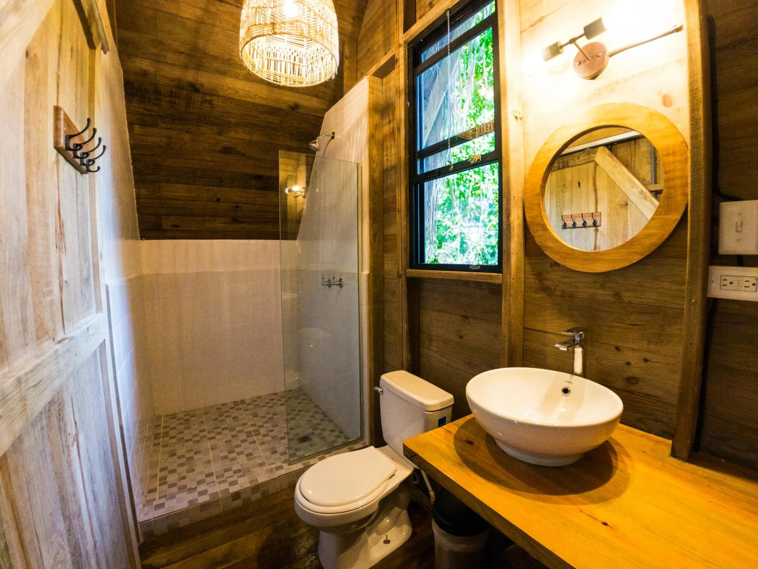 Bathroom in Socialtel Red Frog