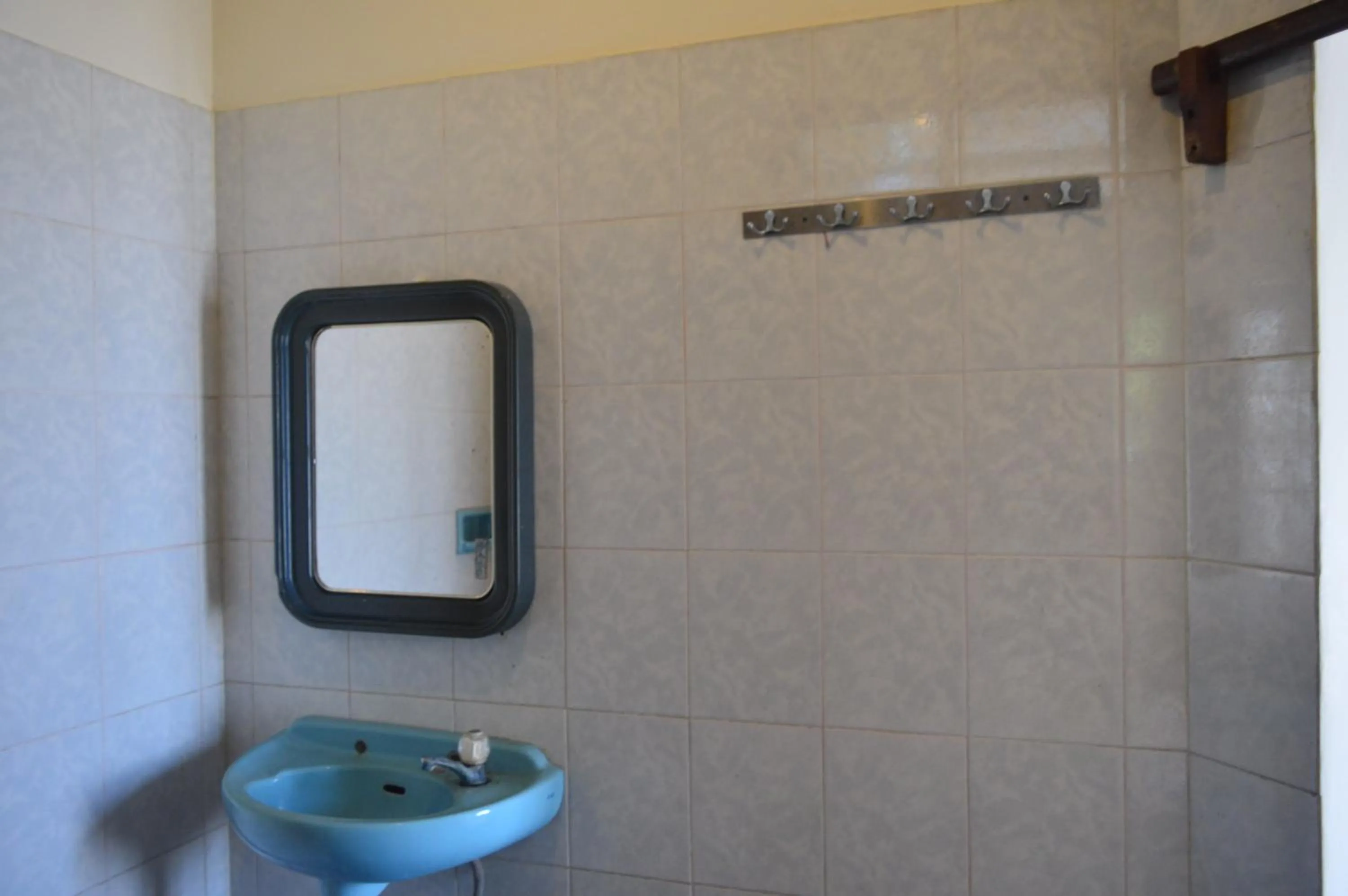 Bathroom in Yulia 2 Homestay Sanur