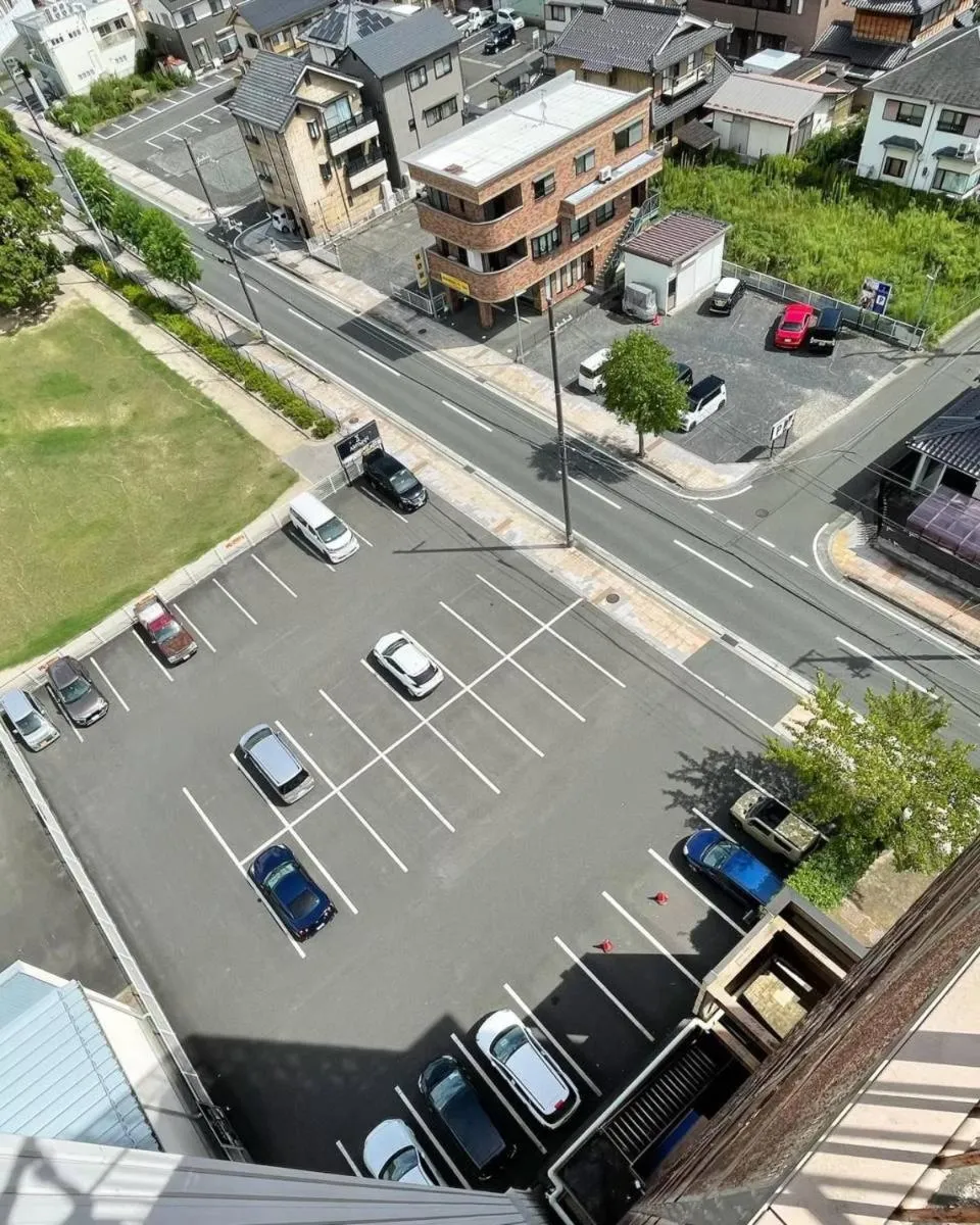 Parking in Hotel Arstainn