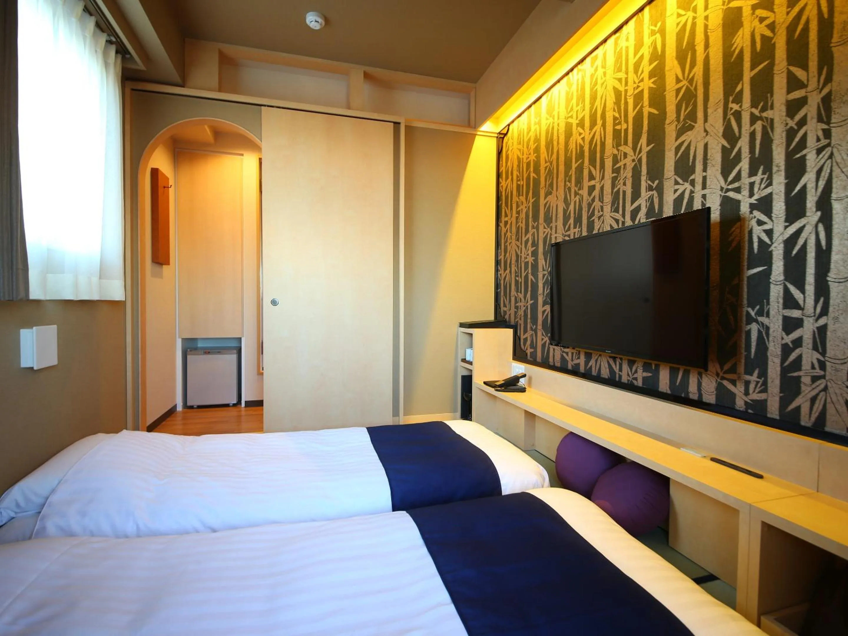 Bed in Hotel Wing International Select Asakusa Komagata