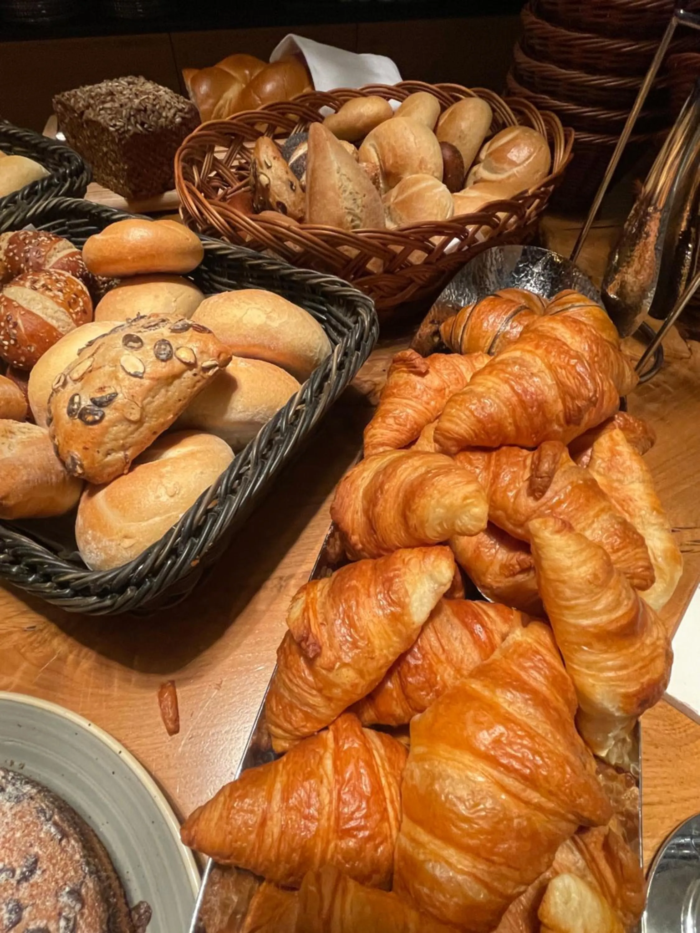 Buffet breakfast in Hotel Andino