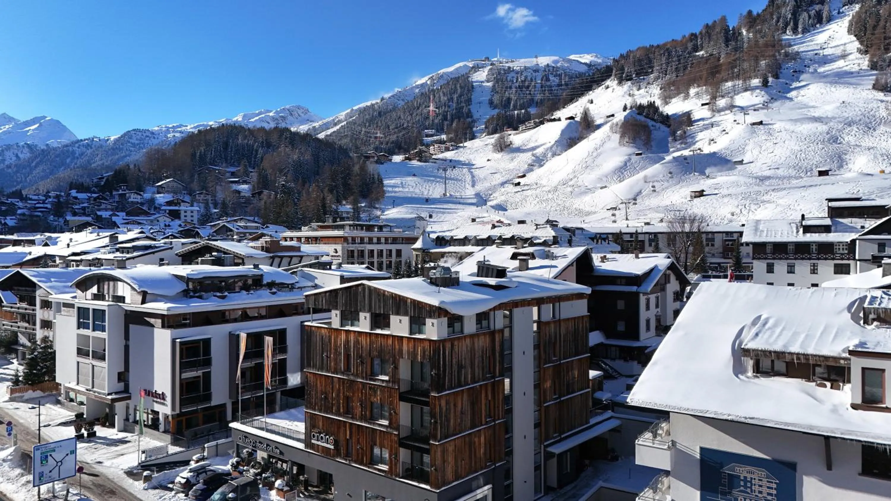 Property building in Hotel Andino