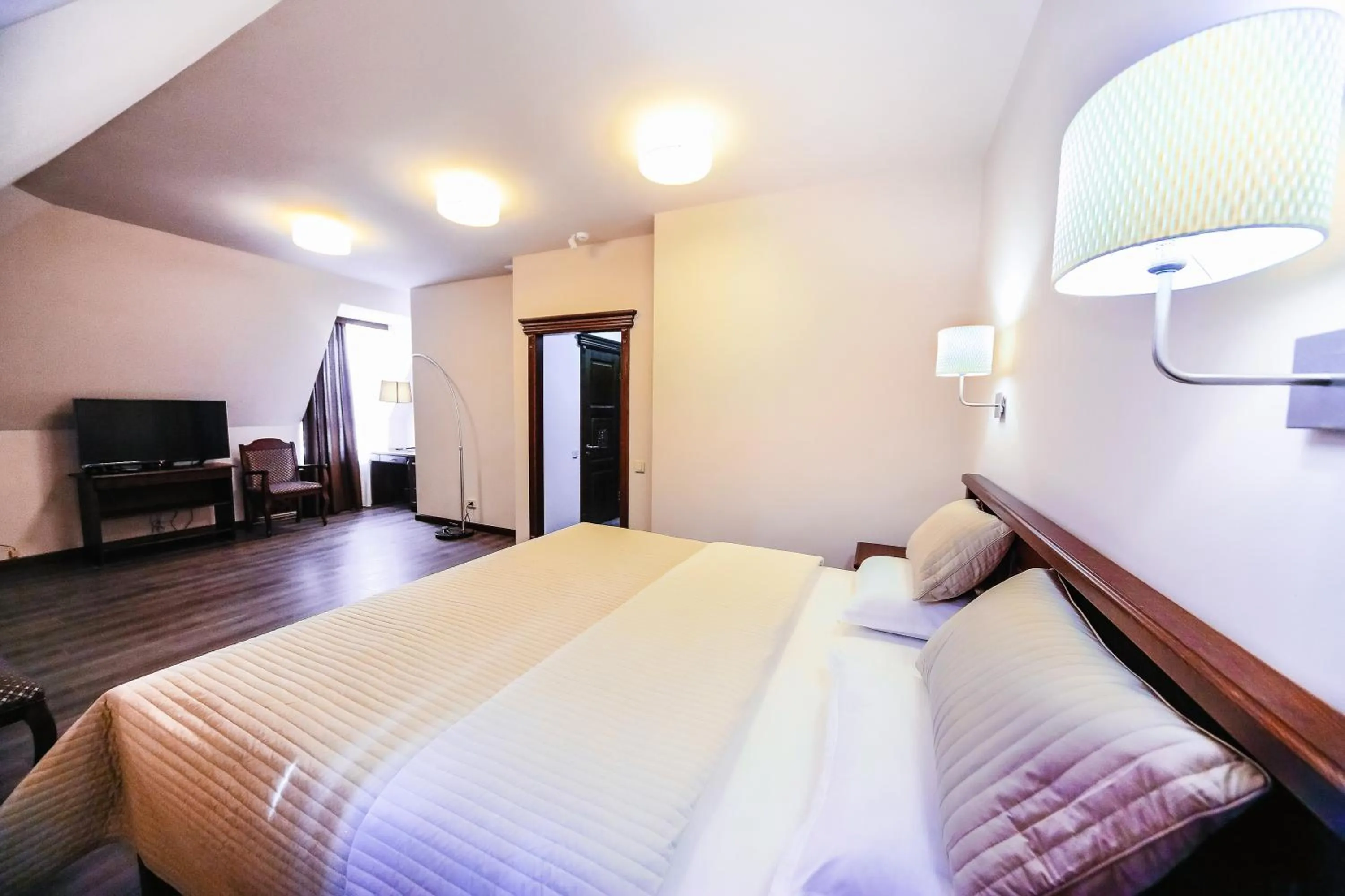 Photo of the whole room, Bed in Dvin Hotel