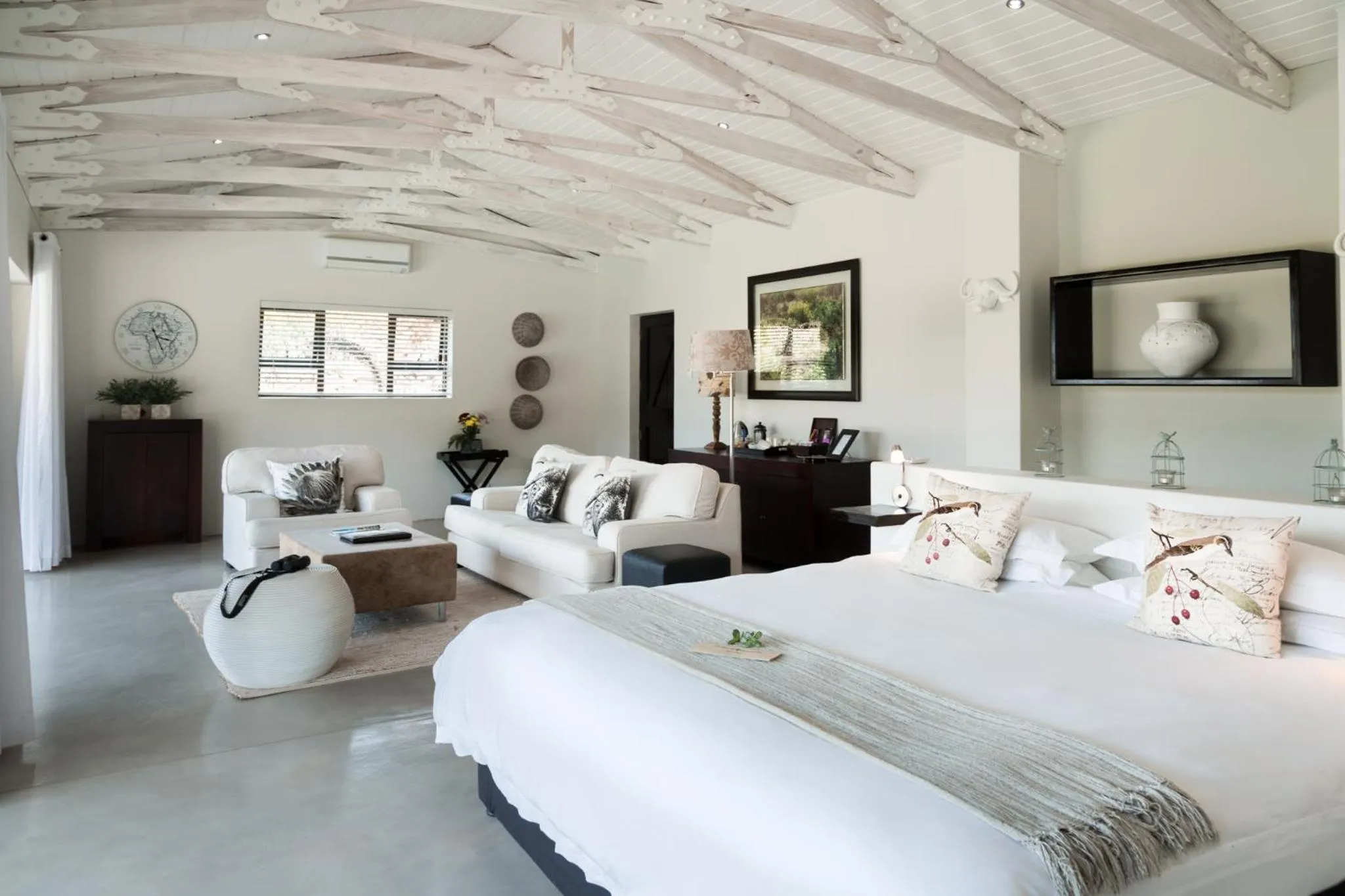 Photo of the whole room, Bed in Hopewell Private Game Reserve