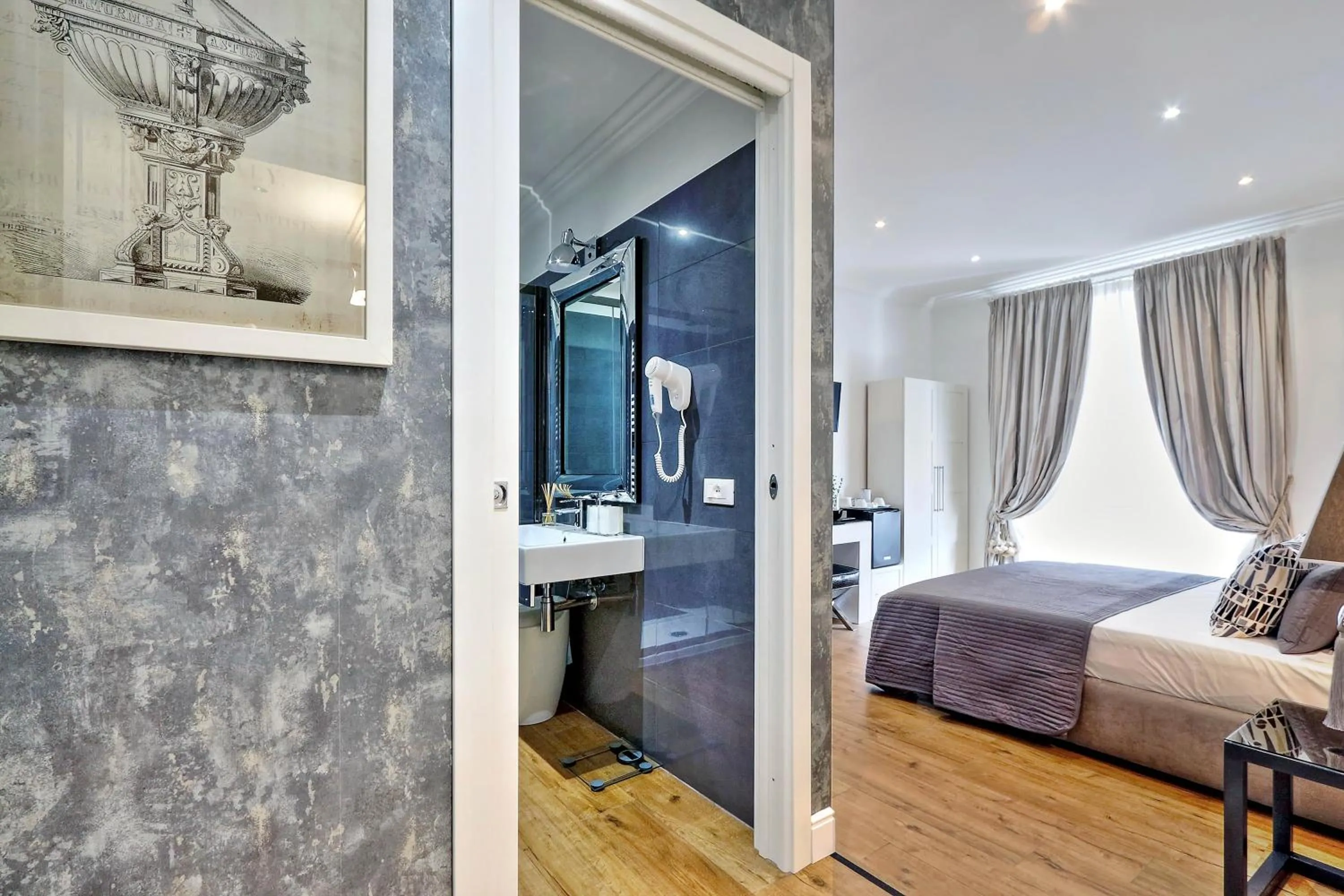 Bedroom, Bed in Vatican Chic B&B