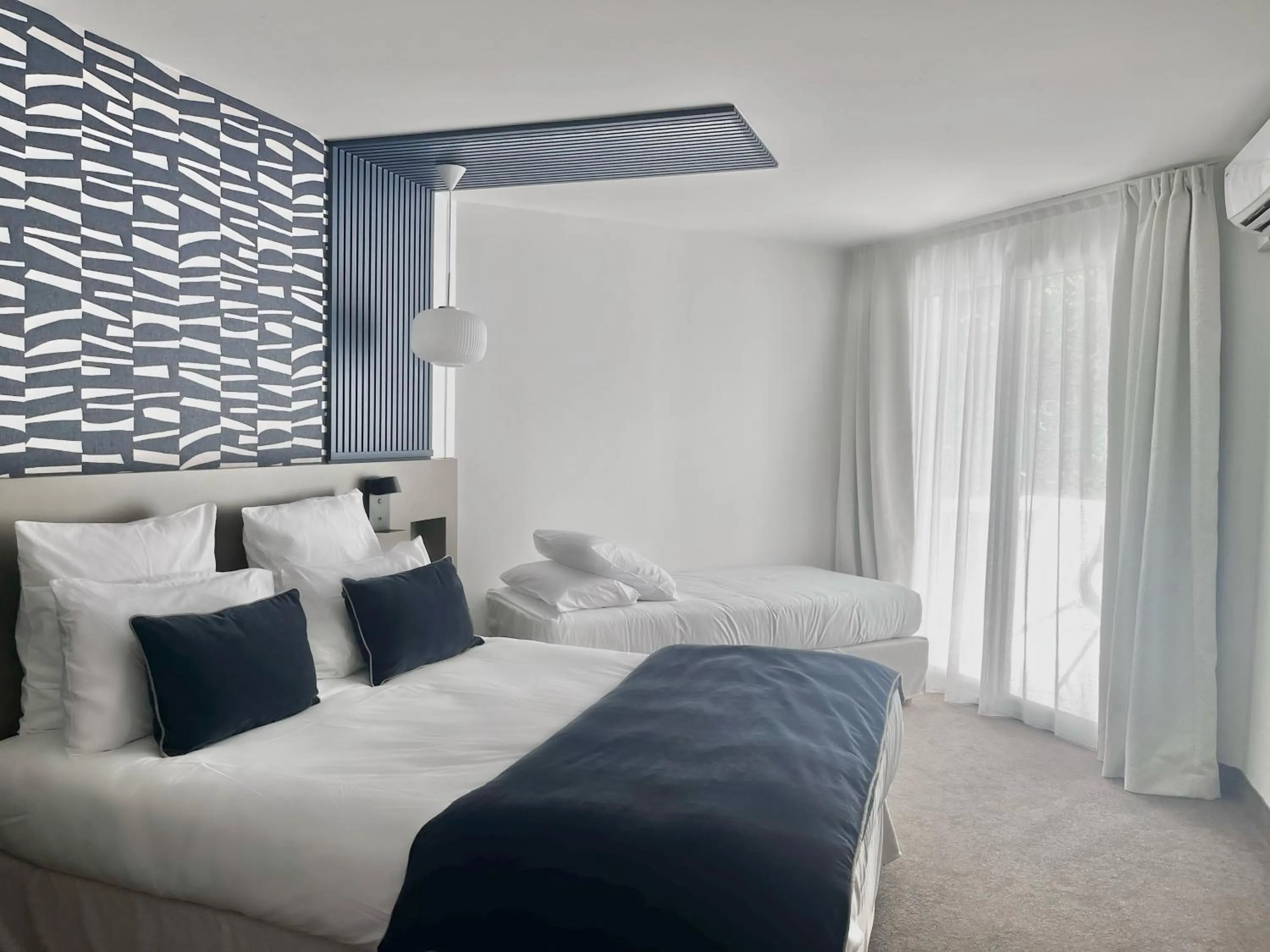 Photo of the whole room, Bed in Le Prose Hôtel