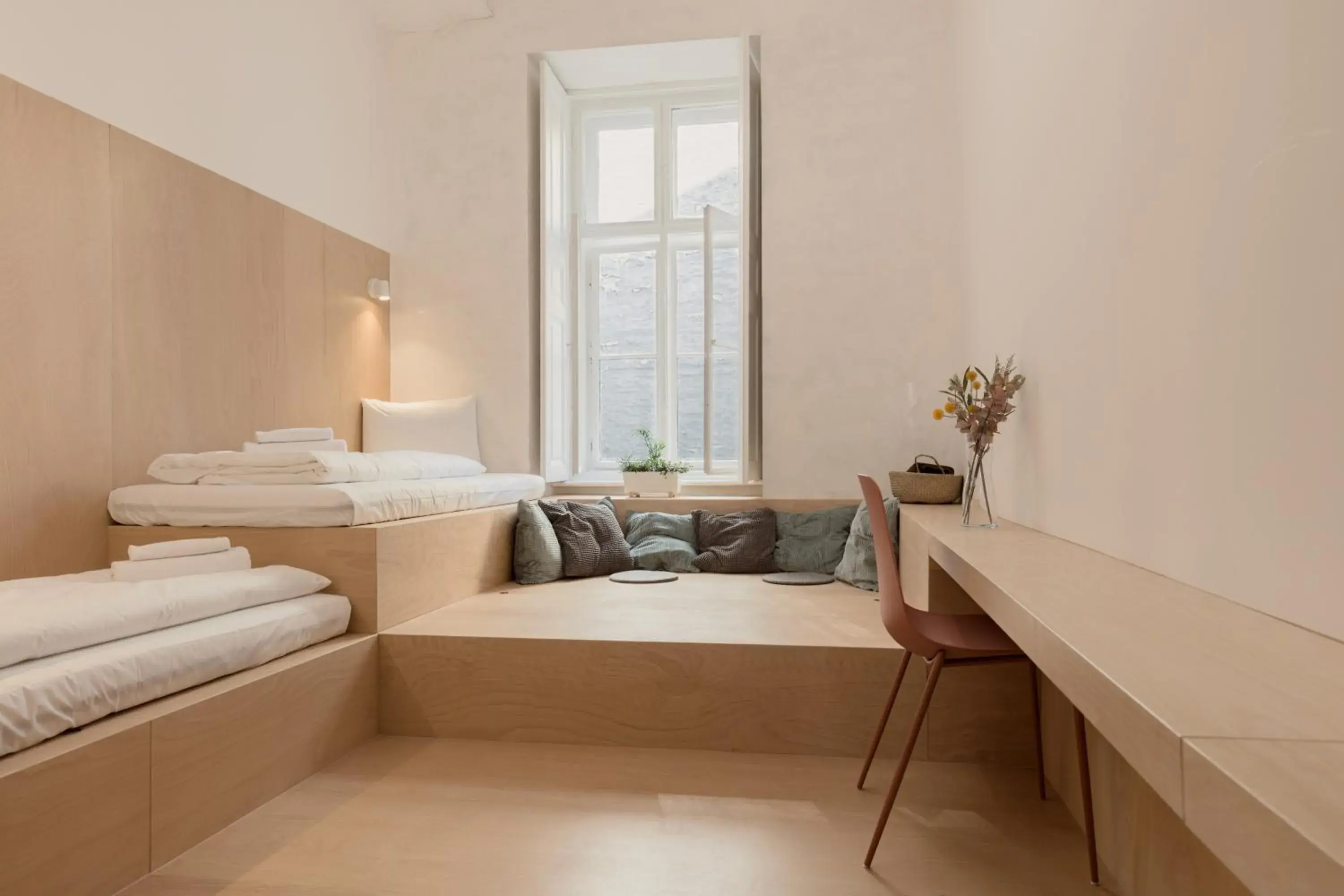 Superior Twin Room in Flow Spaces Superior Twin Room in Flow Spaces