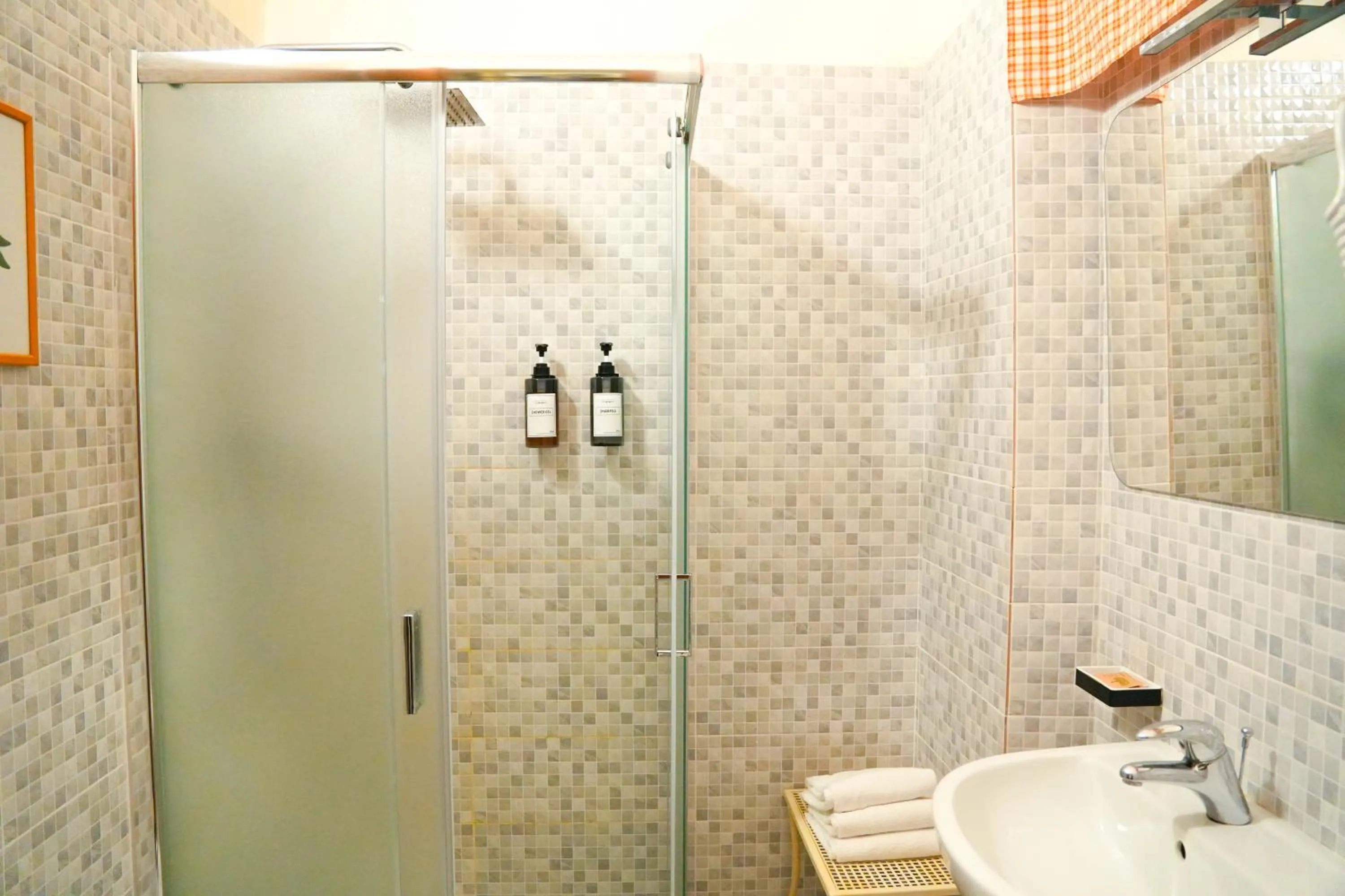 Bathroom in AlbergoTeatro