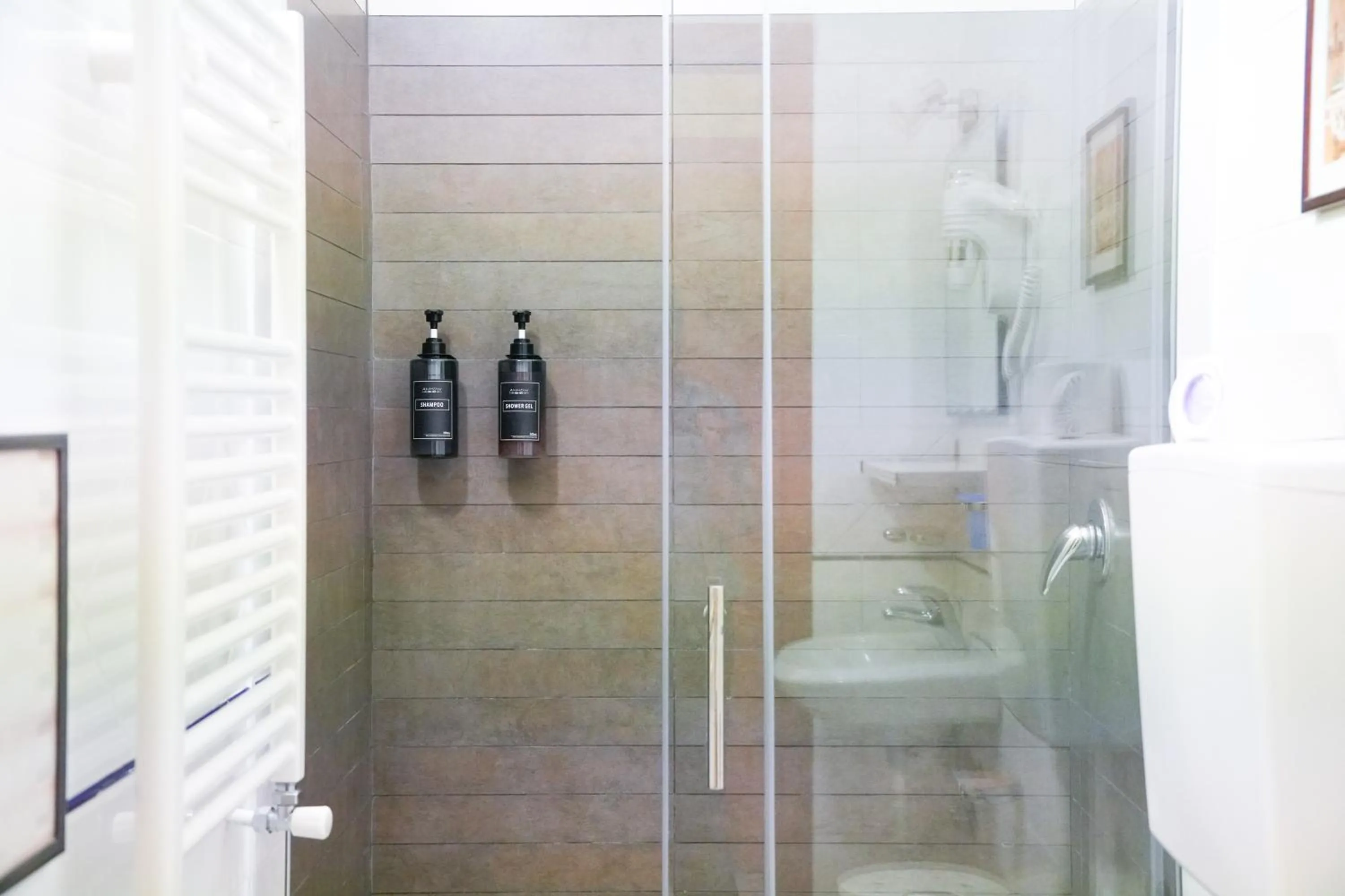 Bathroom in AlbergoTeatro