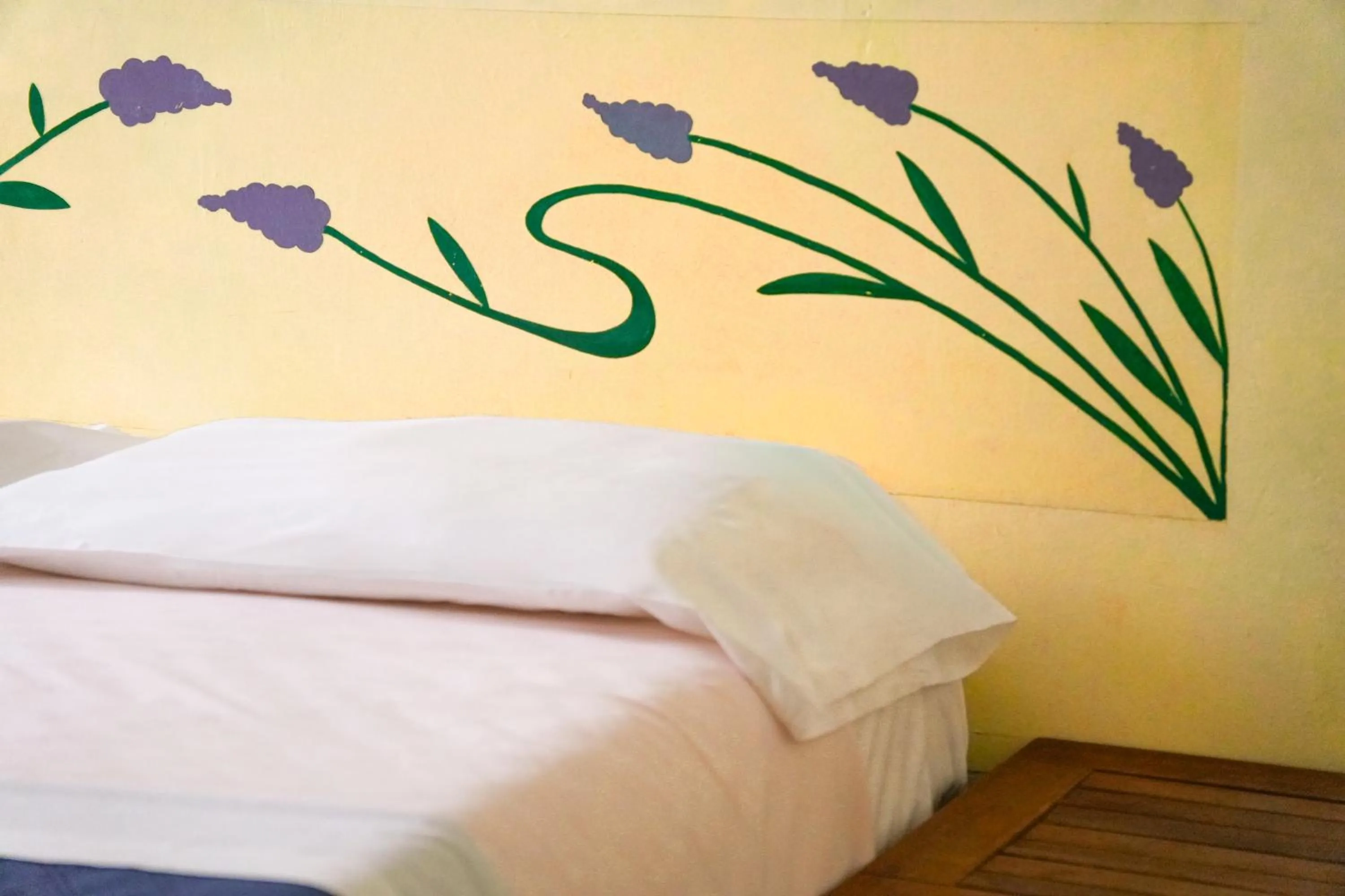 Decorative detail, Bed in AlbergoTeatro