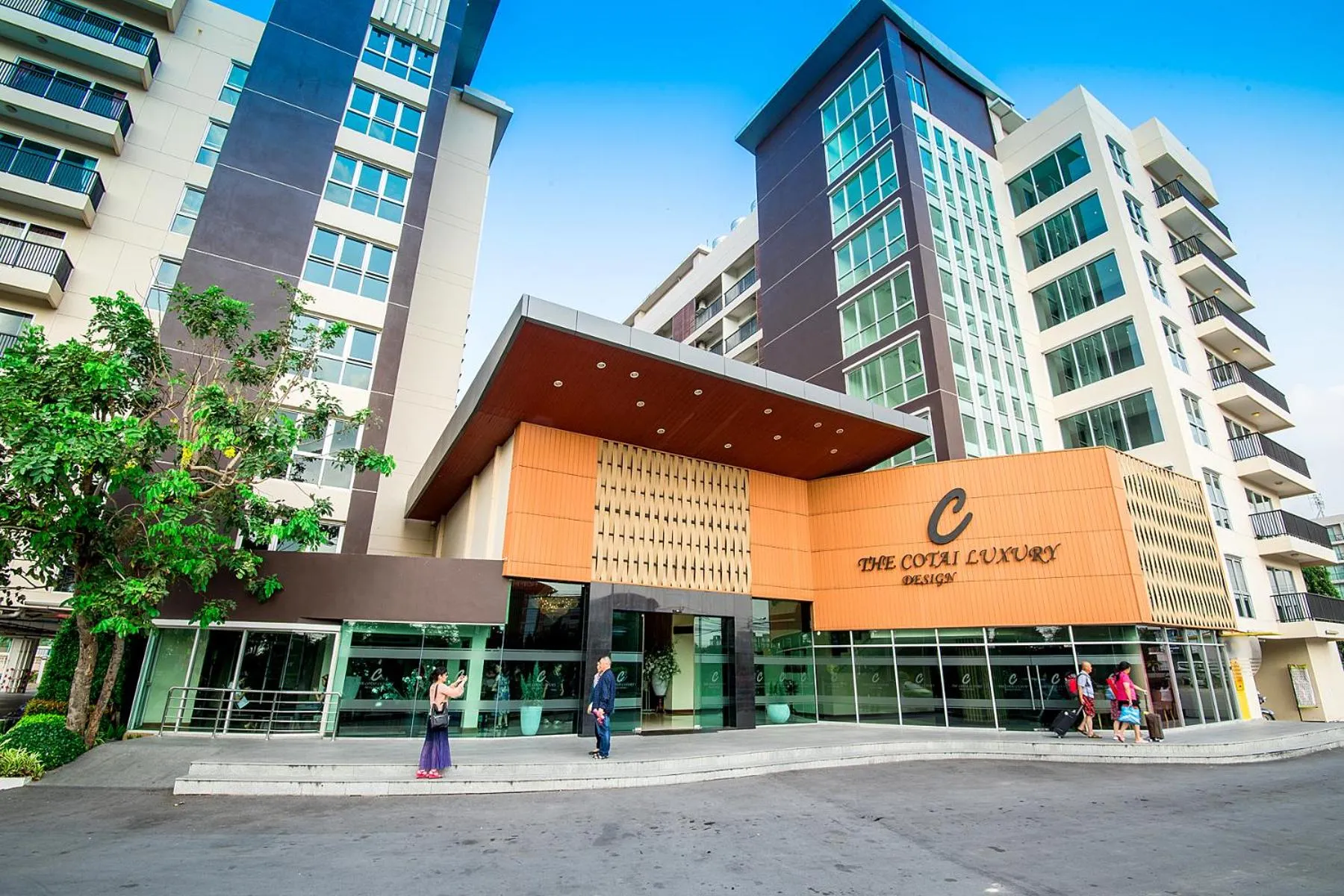 Facade/entrance in The Cotai Luxury Design Hotel