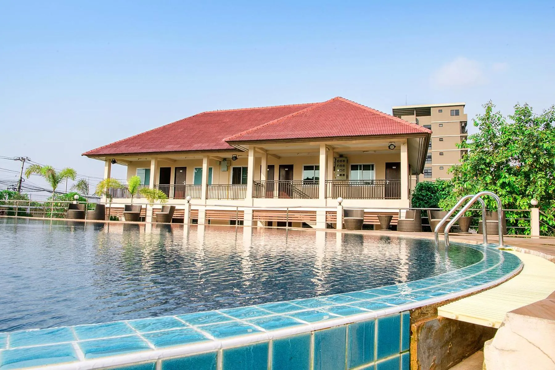 Swimming pool in The Cotai Luxury Design Hotel