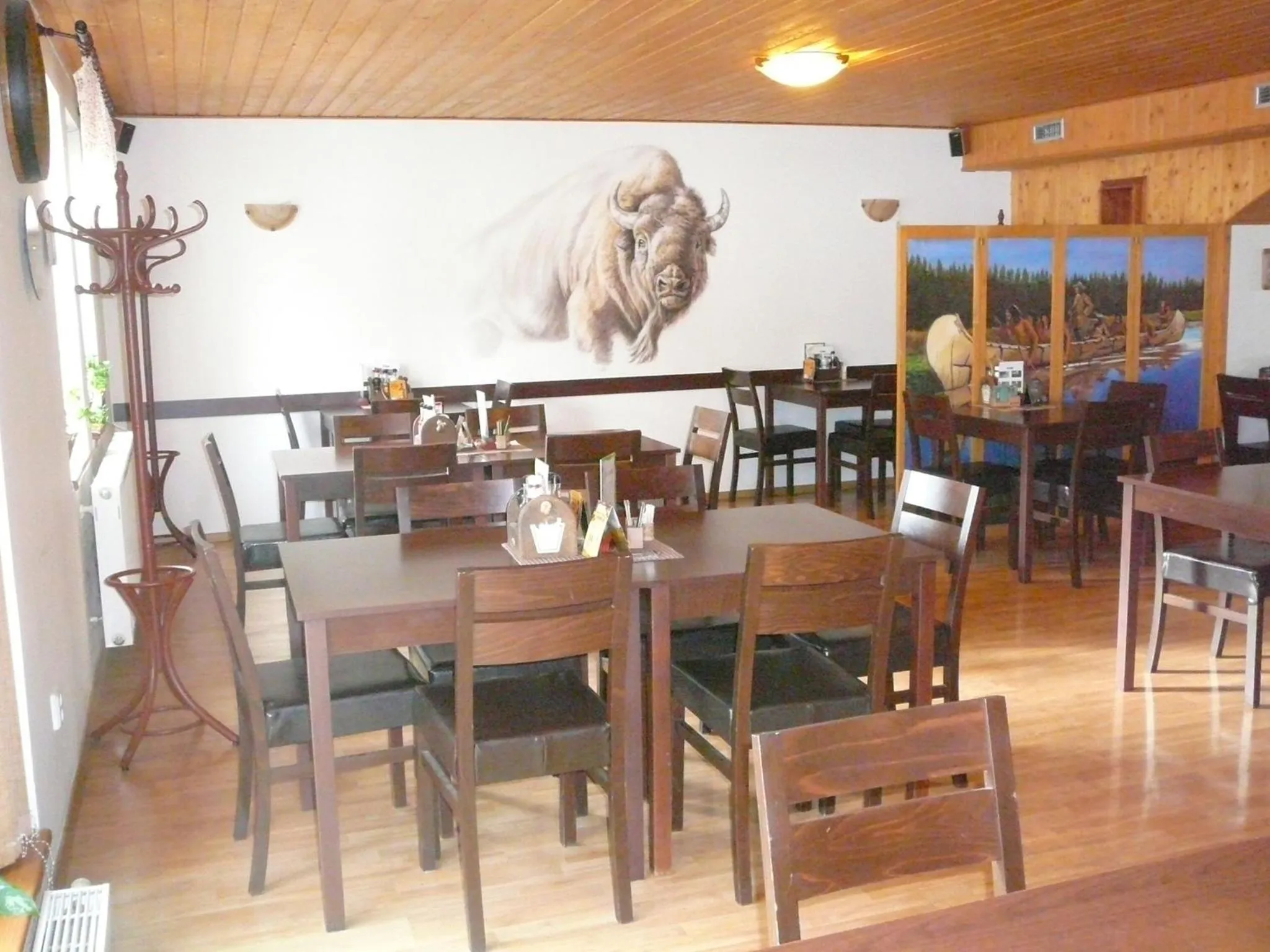 Restaurant/places to eat in Ubytování nad Bisonem