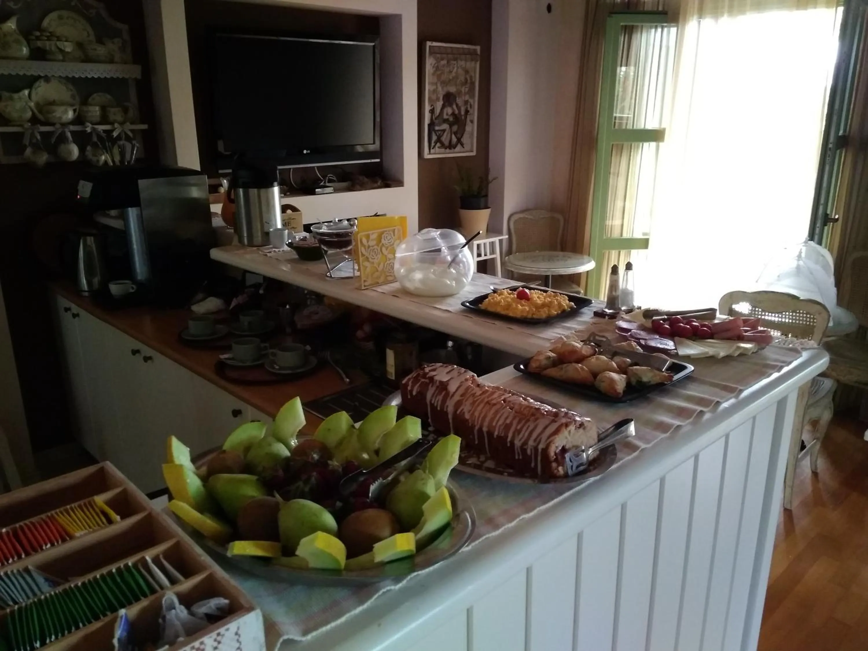 Breakfast in Volidiera Guesthouse