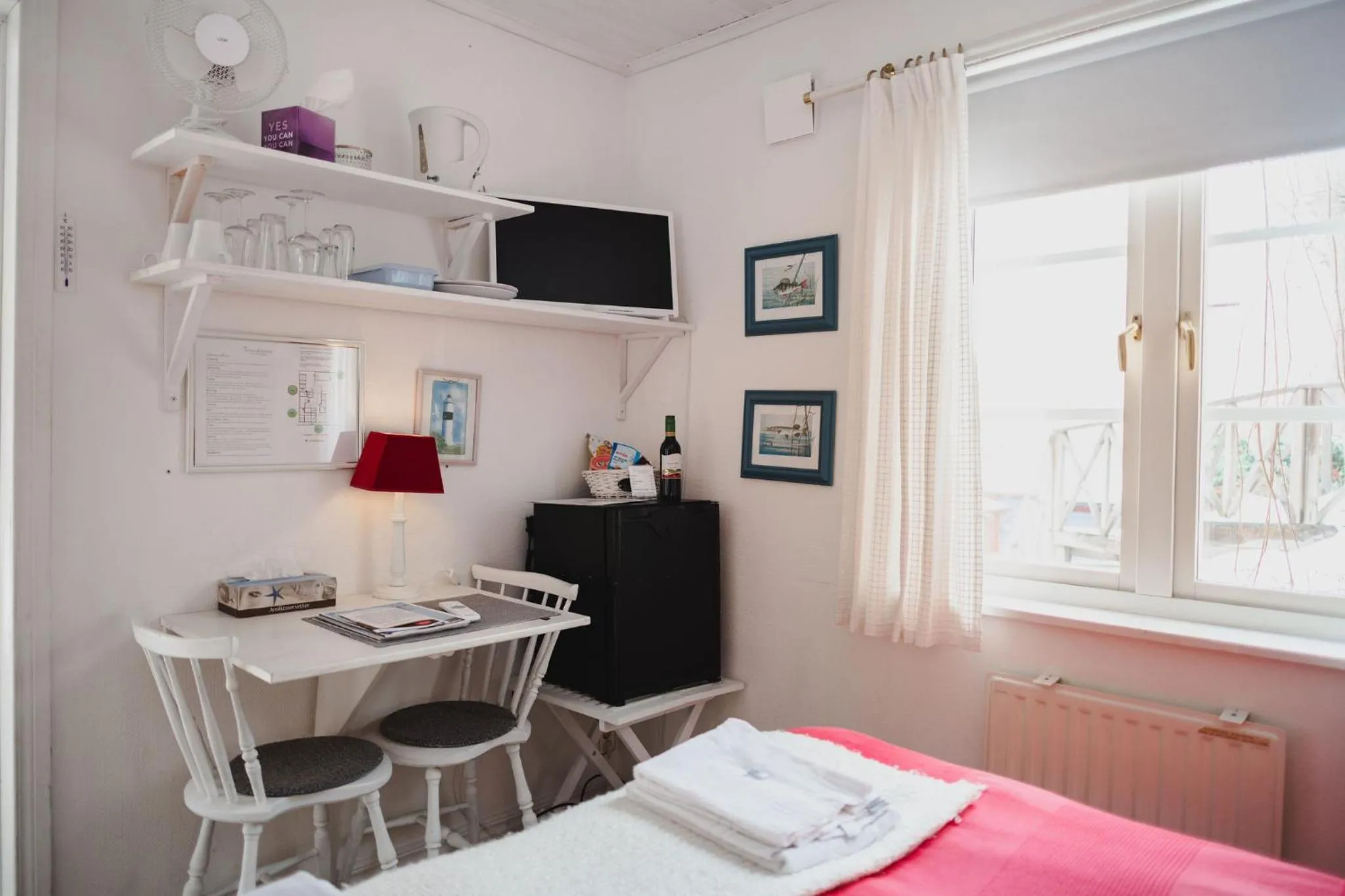 TV and multimedia, Bed in Gårdshotell Klockargården Öregrund