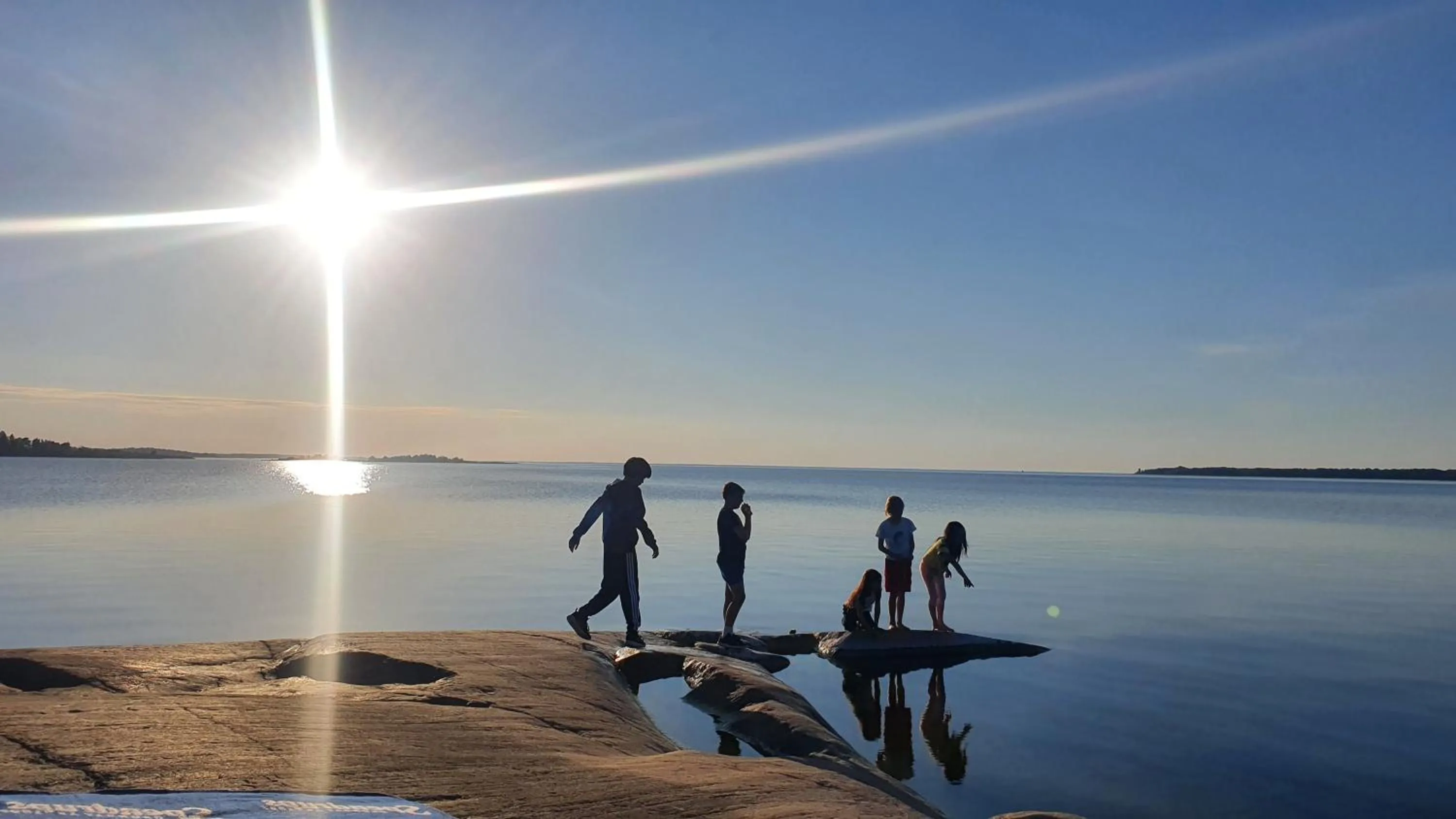 group of guests in Gårdshotell Klockargården Öregrund