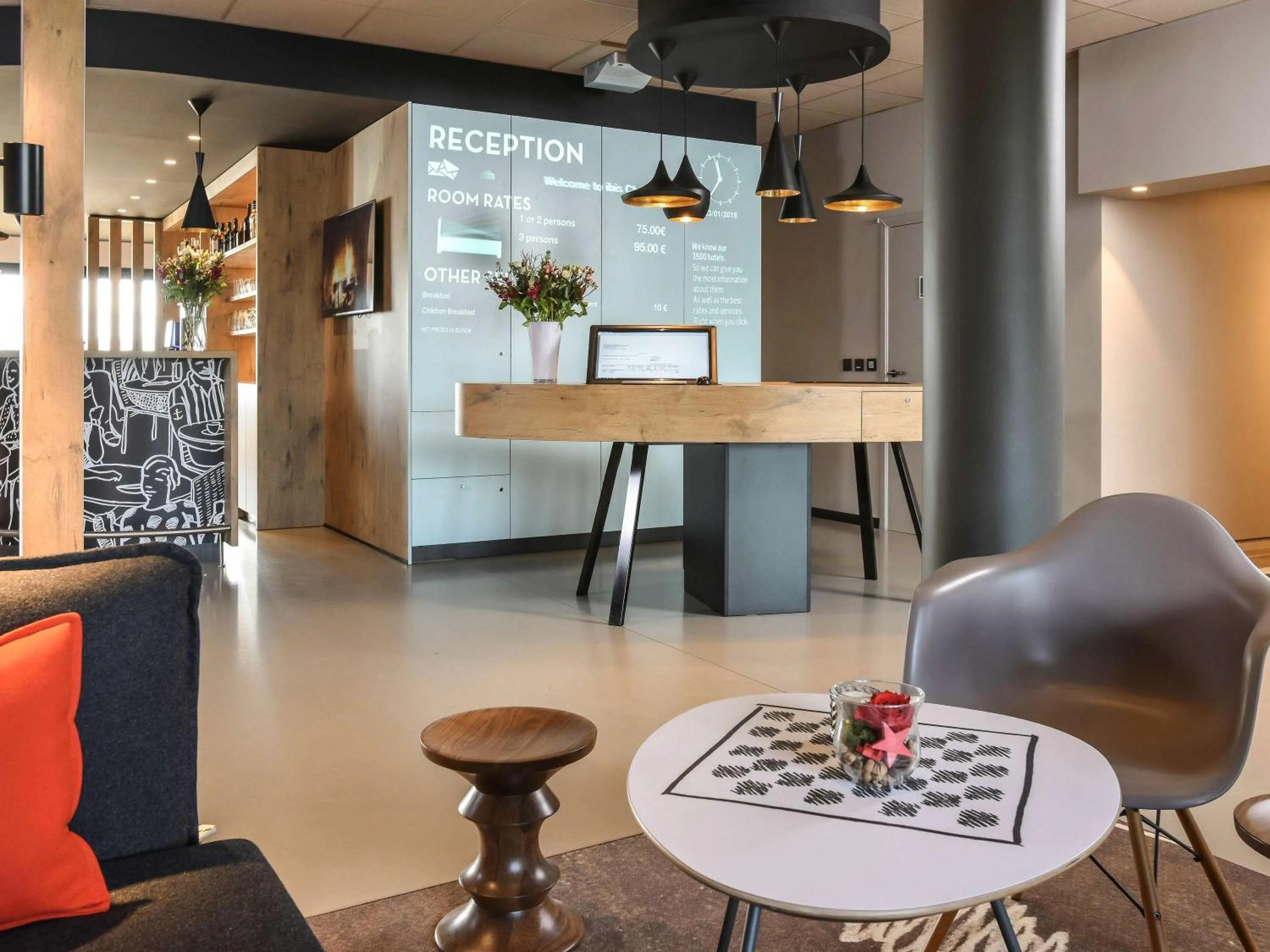 Restaurant/places to eat in ibis Charleroi Airport Brussels South