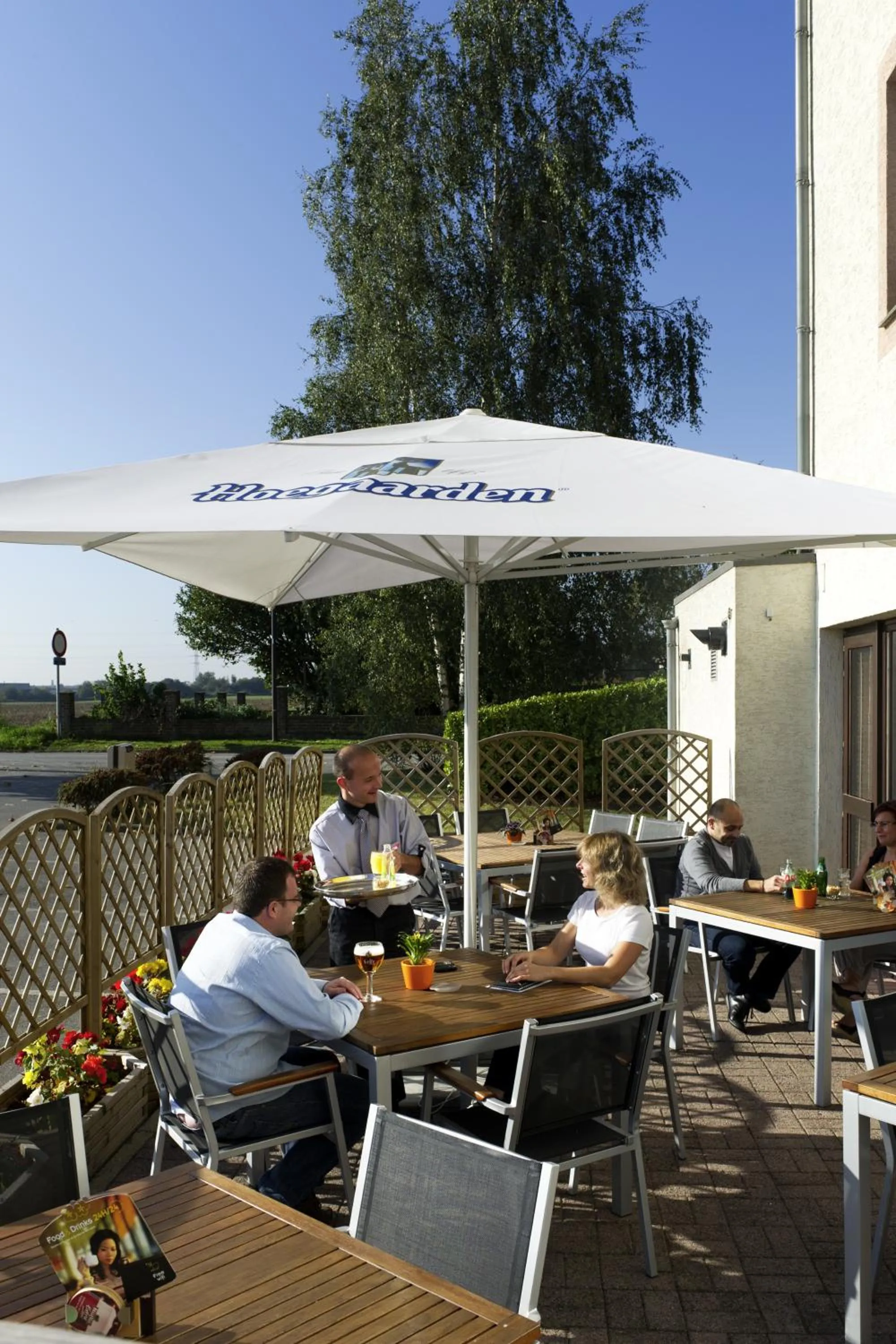 Garden in ibis Charleroi Airport Brussels South
