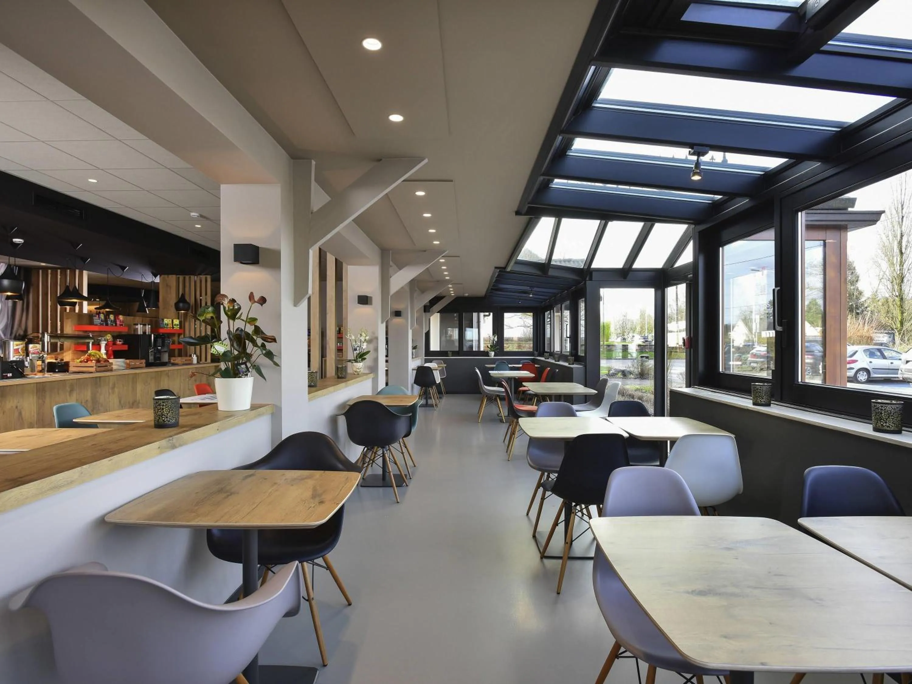 Breakfast in ibis Charleroi Airport Brussels South