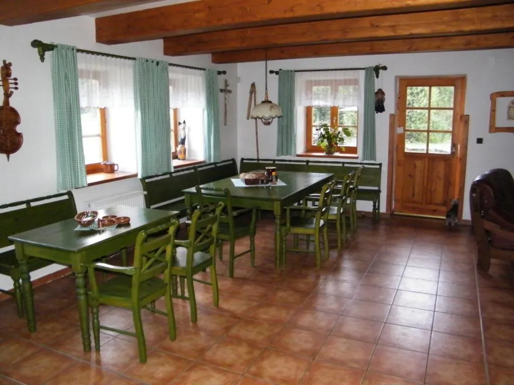 Dining area in Chalupa u Smrčiny