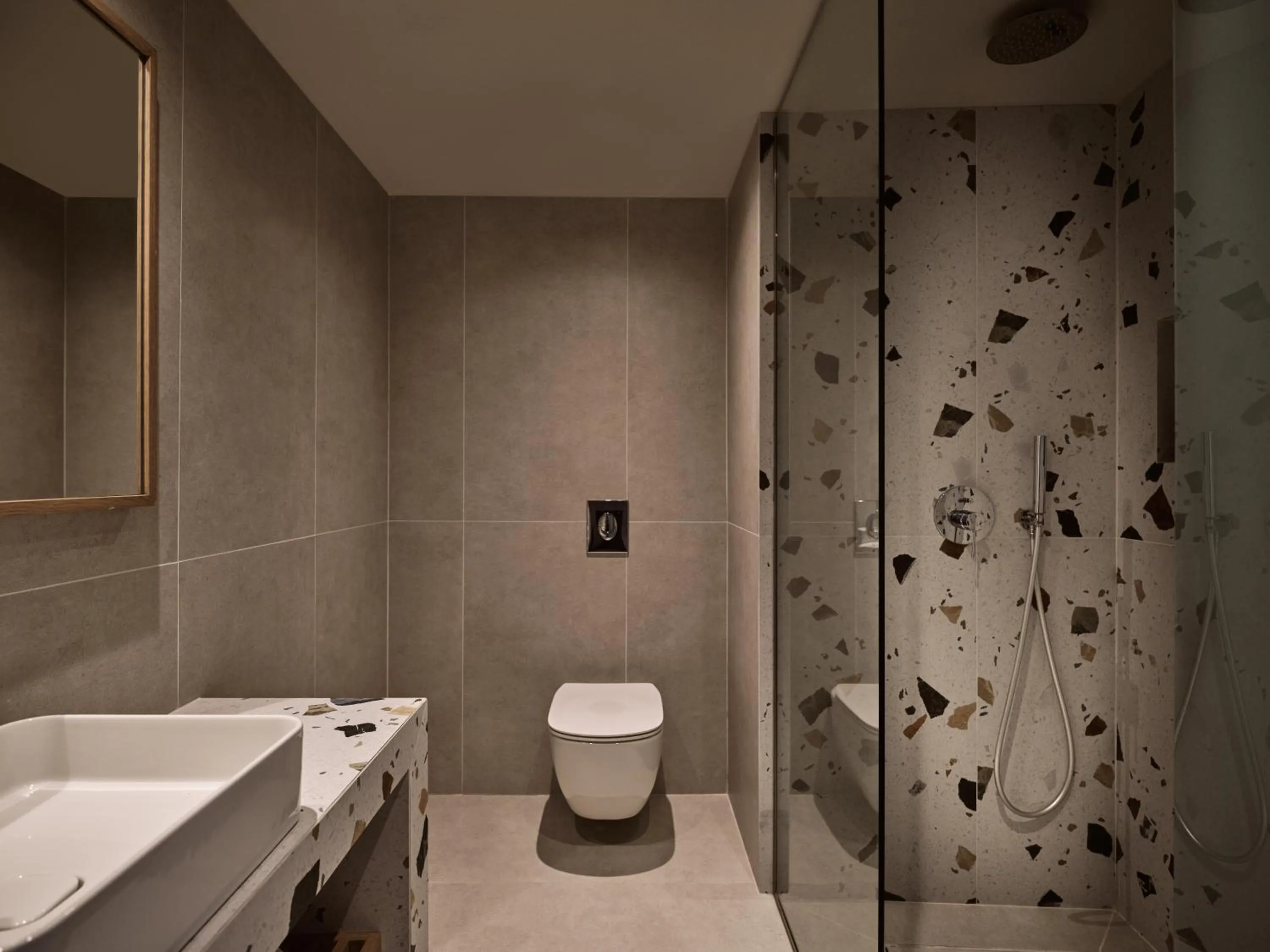 Shower in Alamis Hotel & Apartments