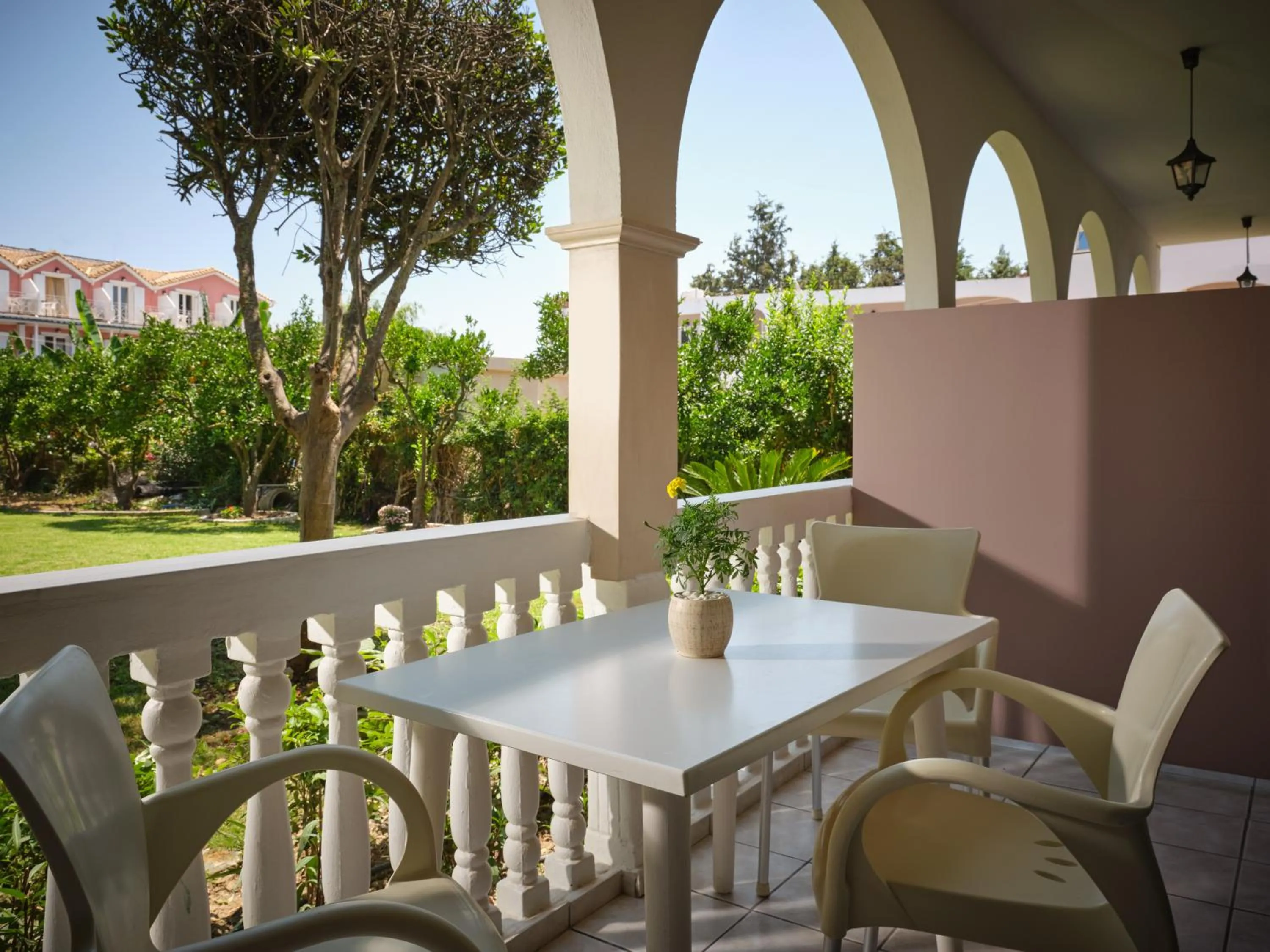 Balcony/Terrace in Alamis Hotel & Apartments