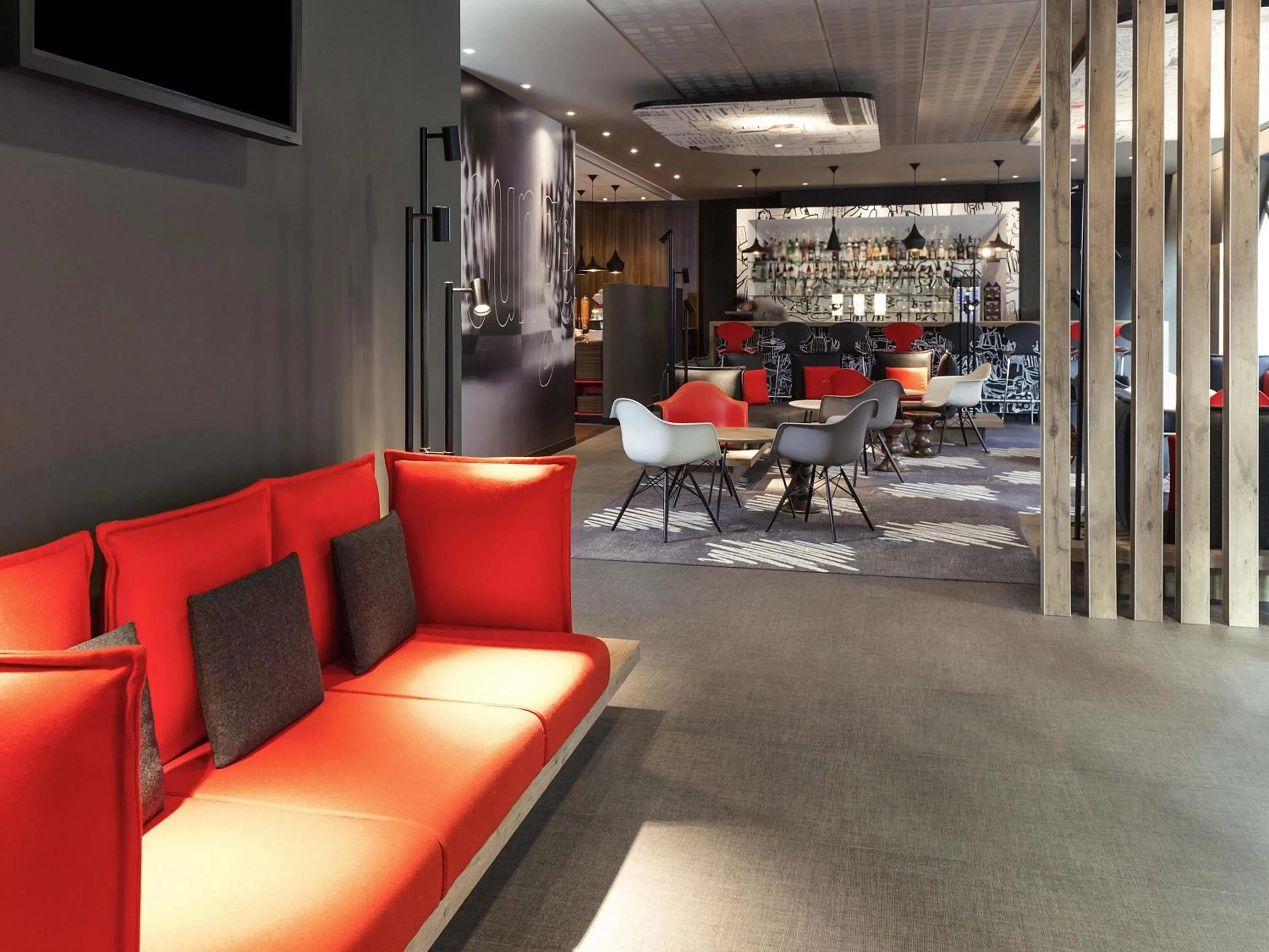 Lounge or bar in ibis Gent Centrum Opera