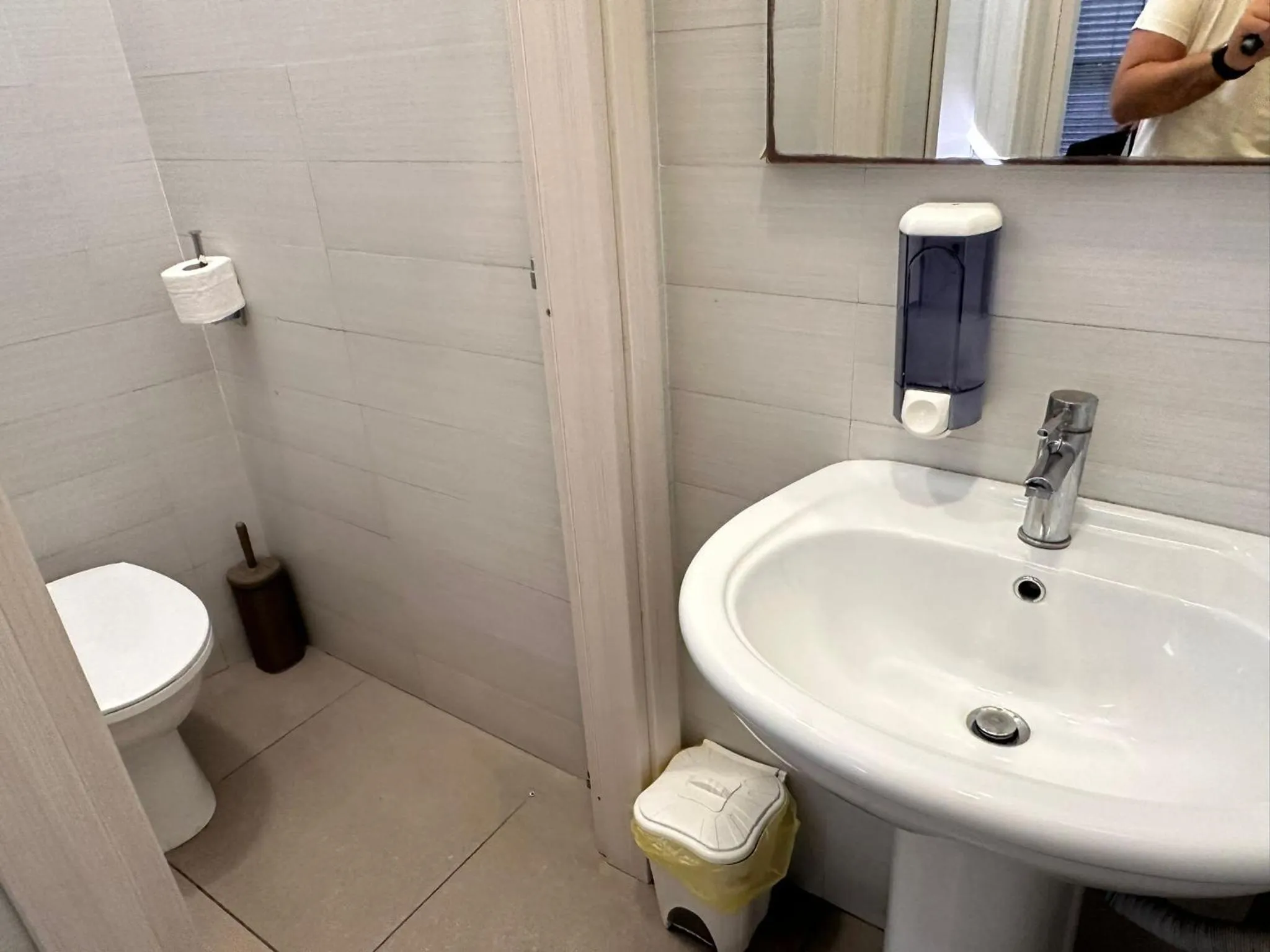 Toilet in Bed and Breakfast Aereoparking