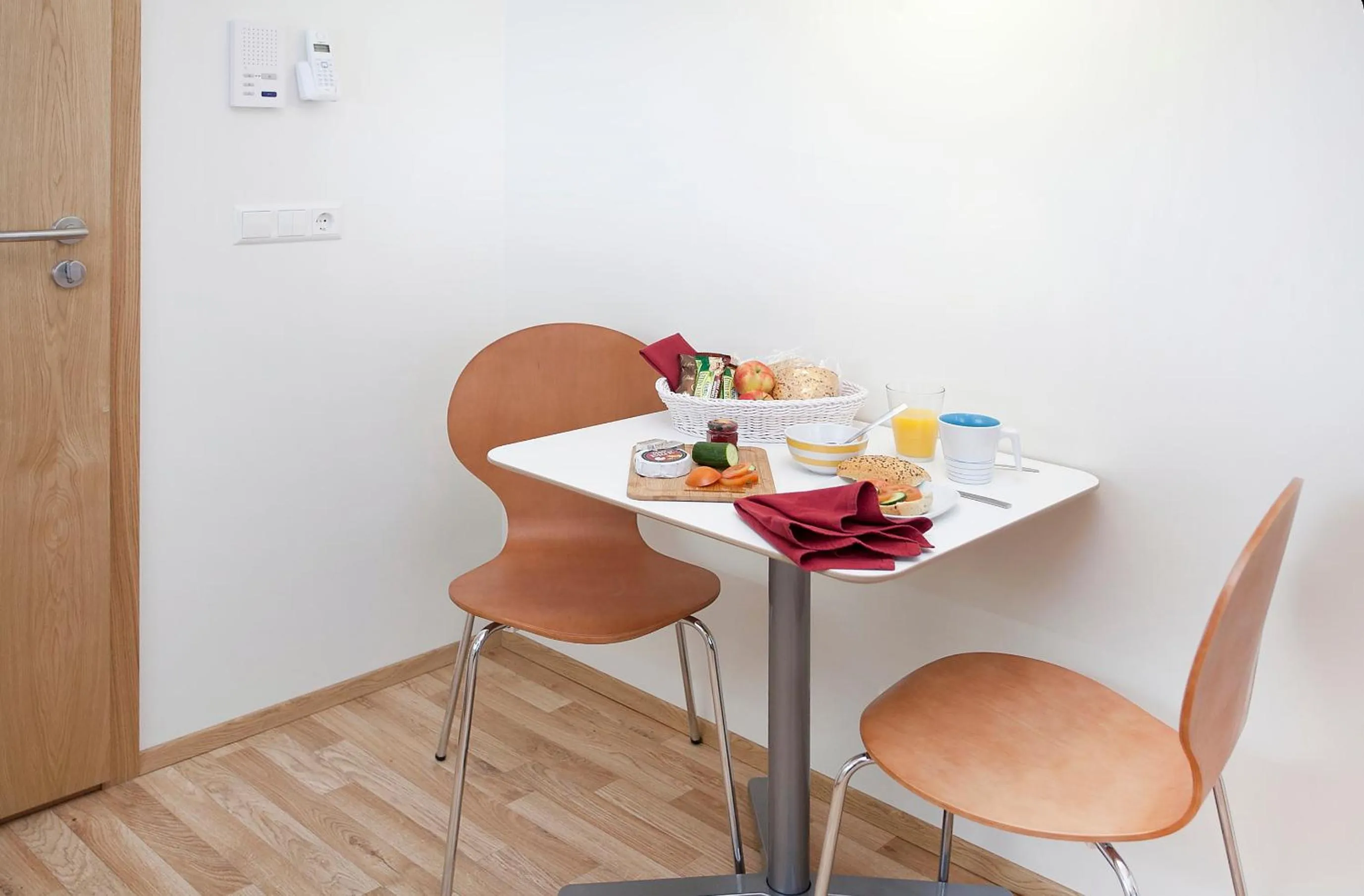 Dining area in Northern Comfort Apartments