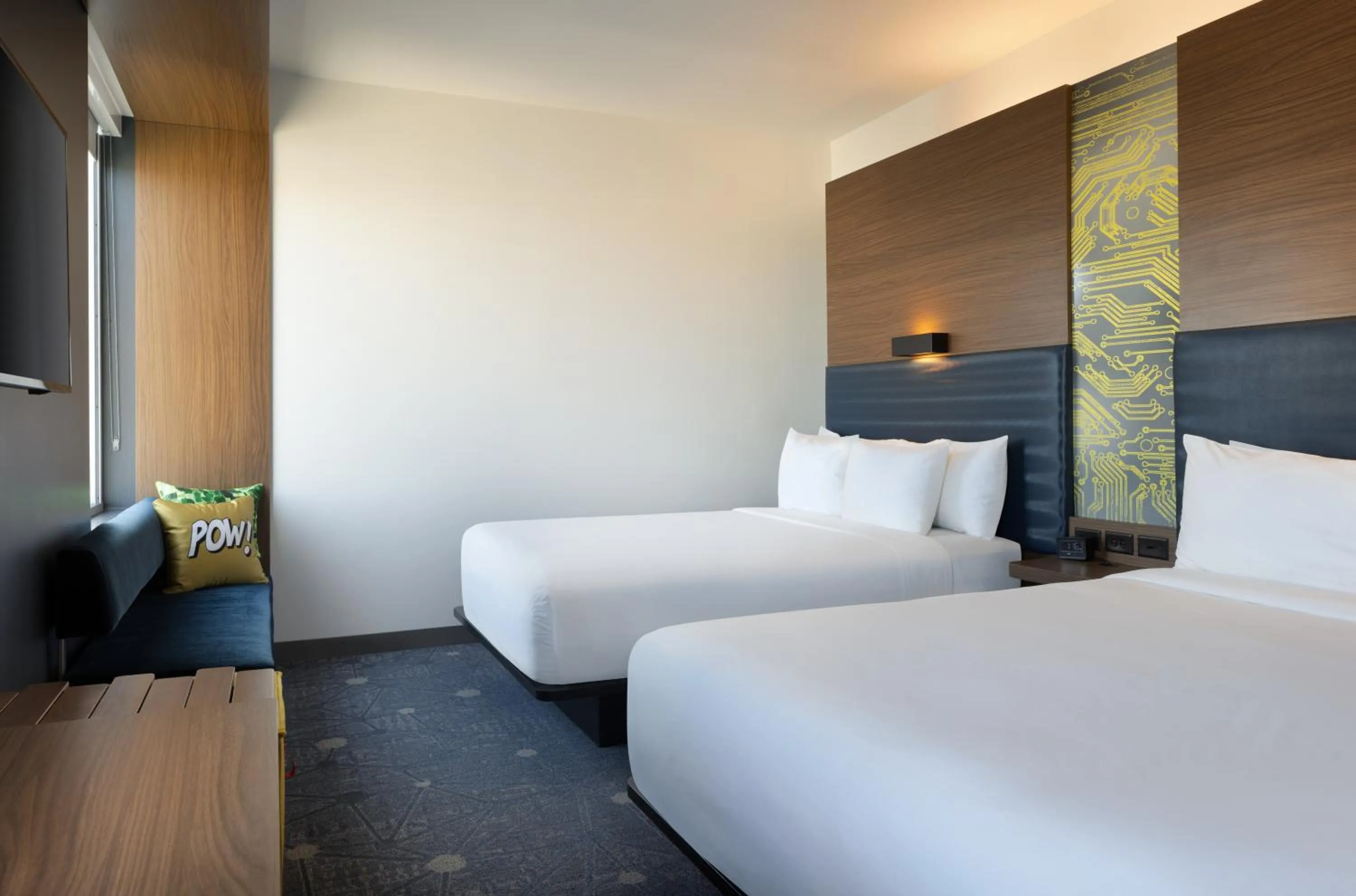 Bedroom, Bed in Aloft Wichita