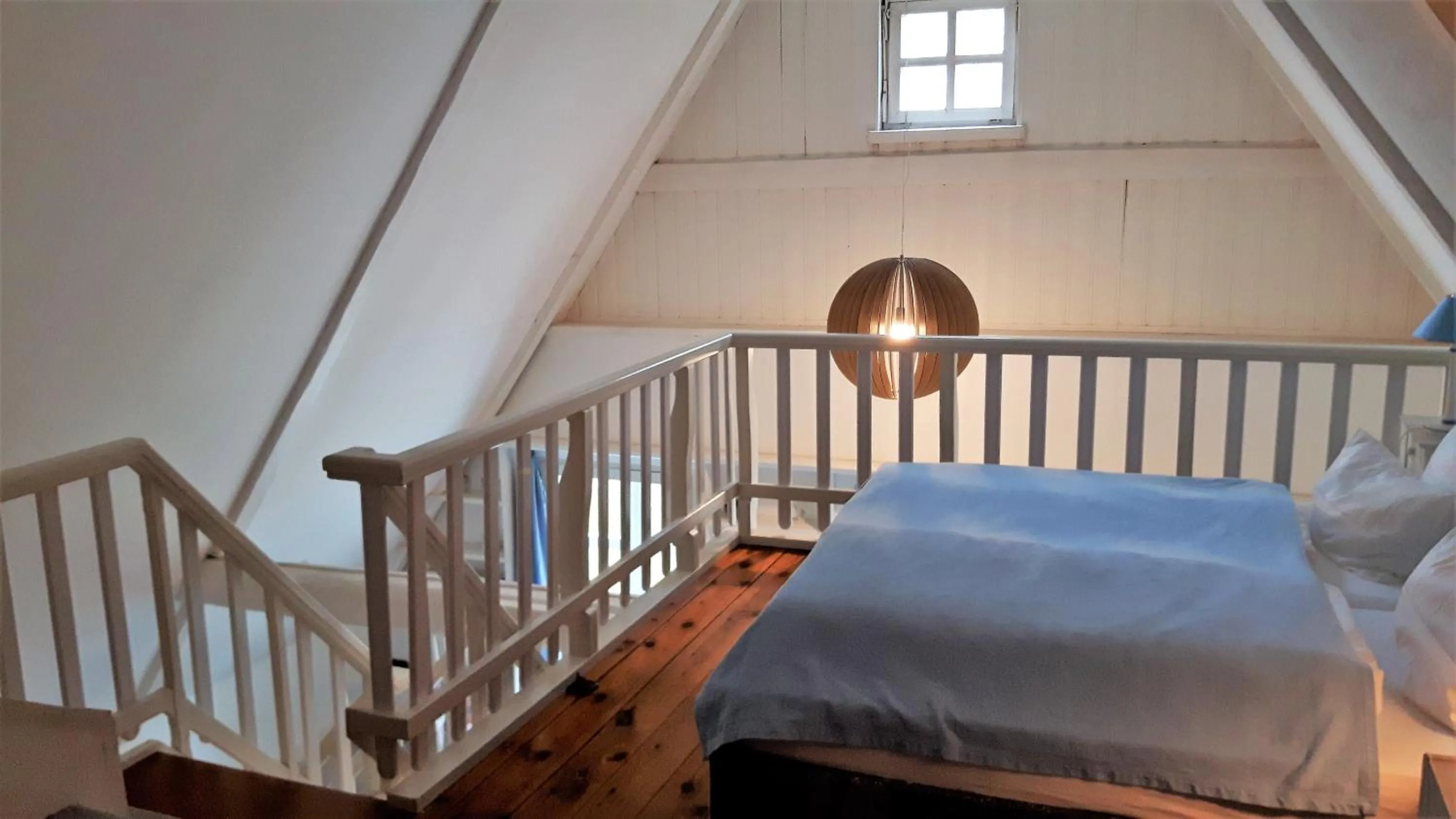 Decorative detail, Bed in Landsitzhotel und Seminarium Peterhof