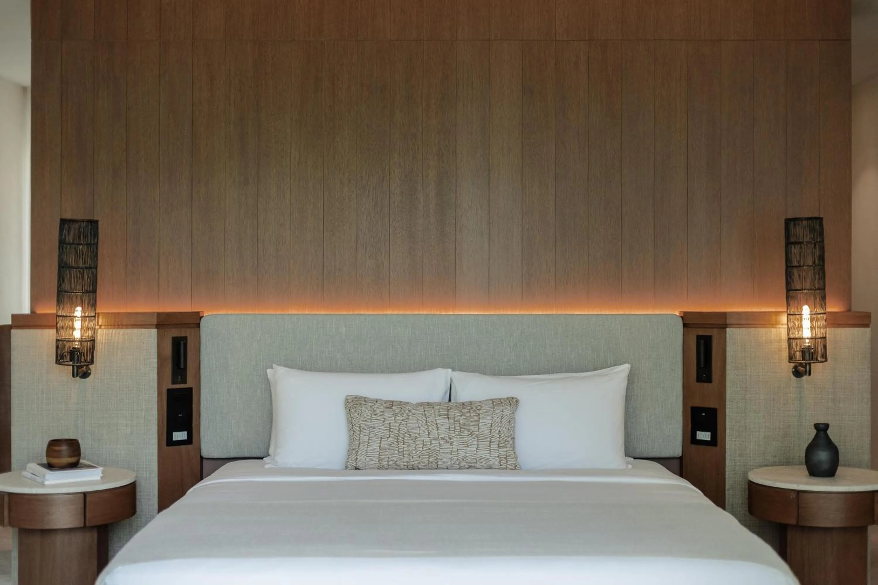 Photo of the whole room, Bed in Alila Mayakoba