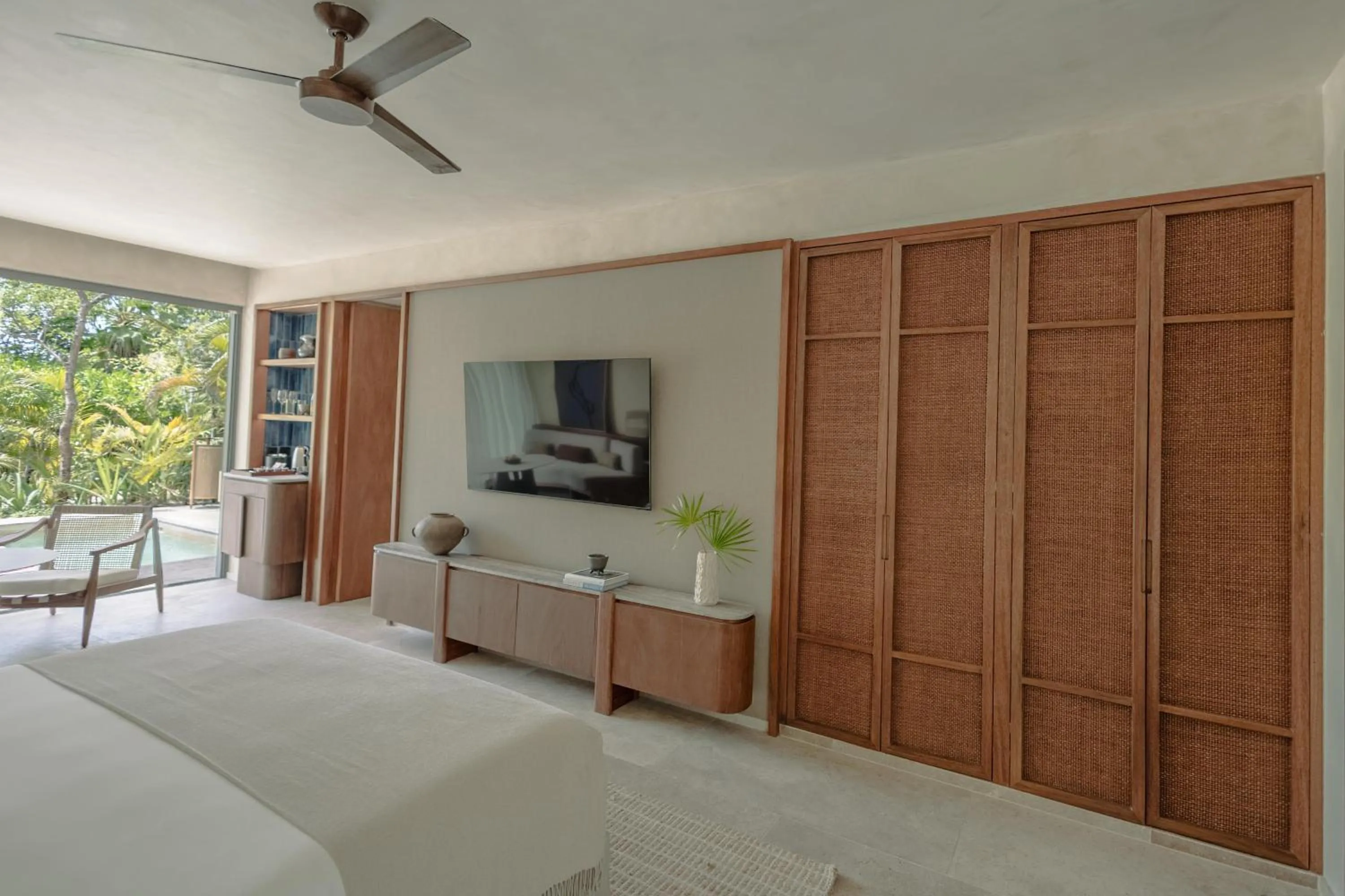 Bedroom, Bed in Alila Mayakoba