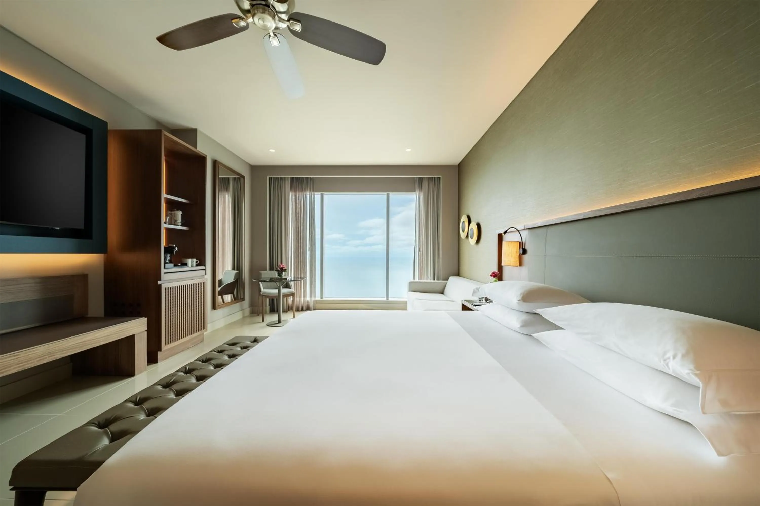 Bedroom, Bed in Hyatt Regency Cartagena