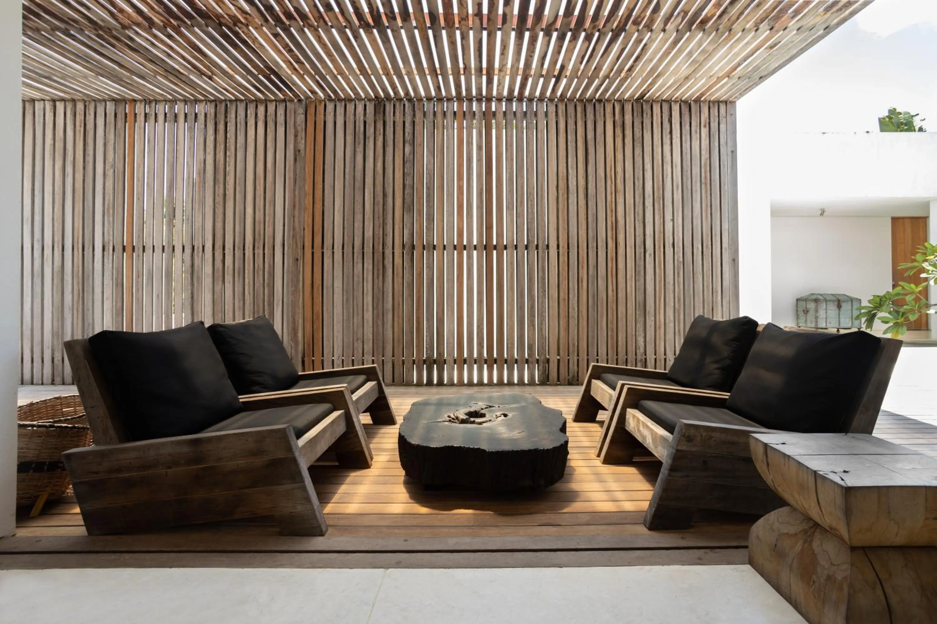 Lounge or bar in KA BRU Beach Boutique Hotel