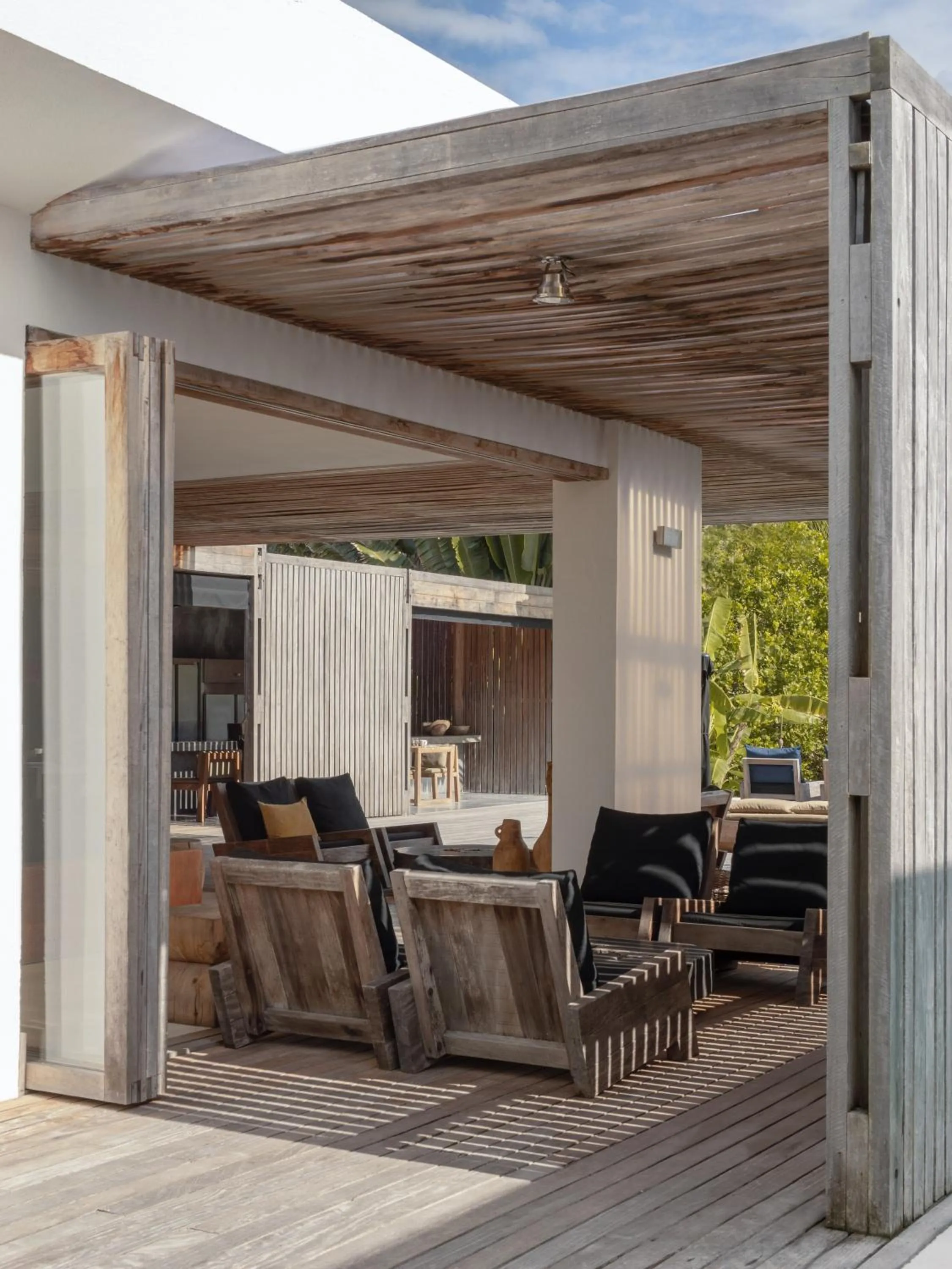 Lounge or bar in KA BRU Beach Boutique Hotel