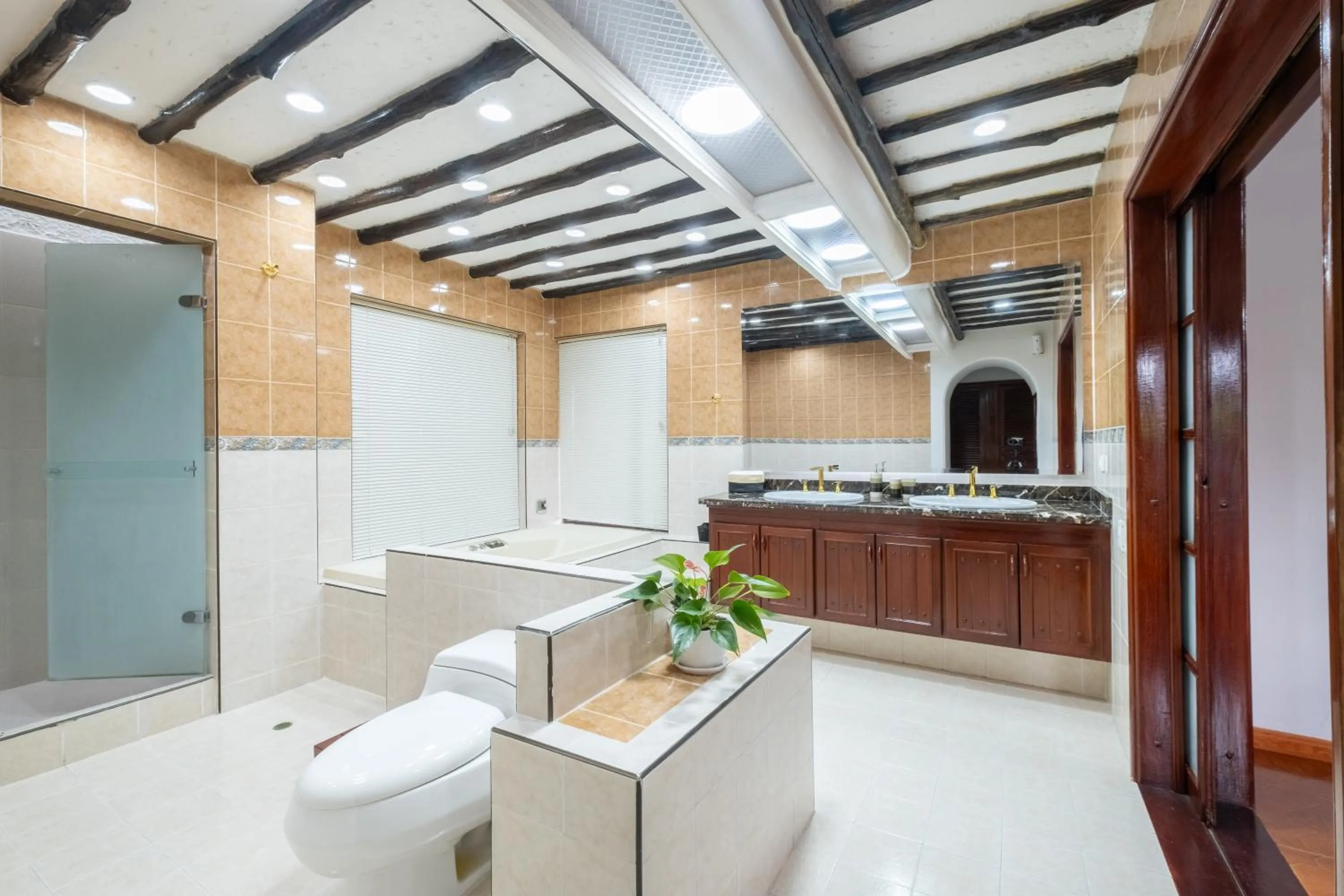 Hotel Chalet El Castillo by Majuva