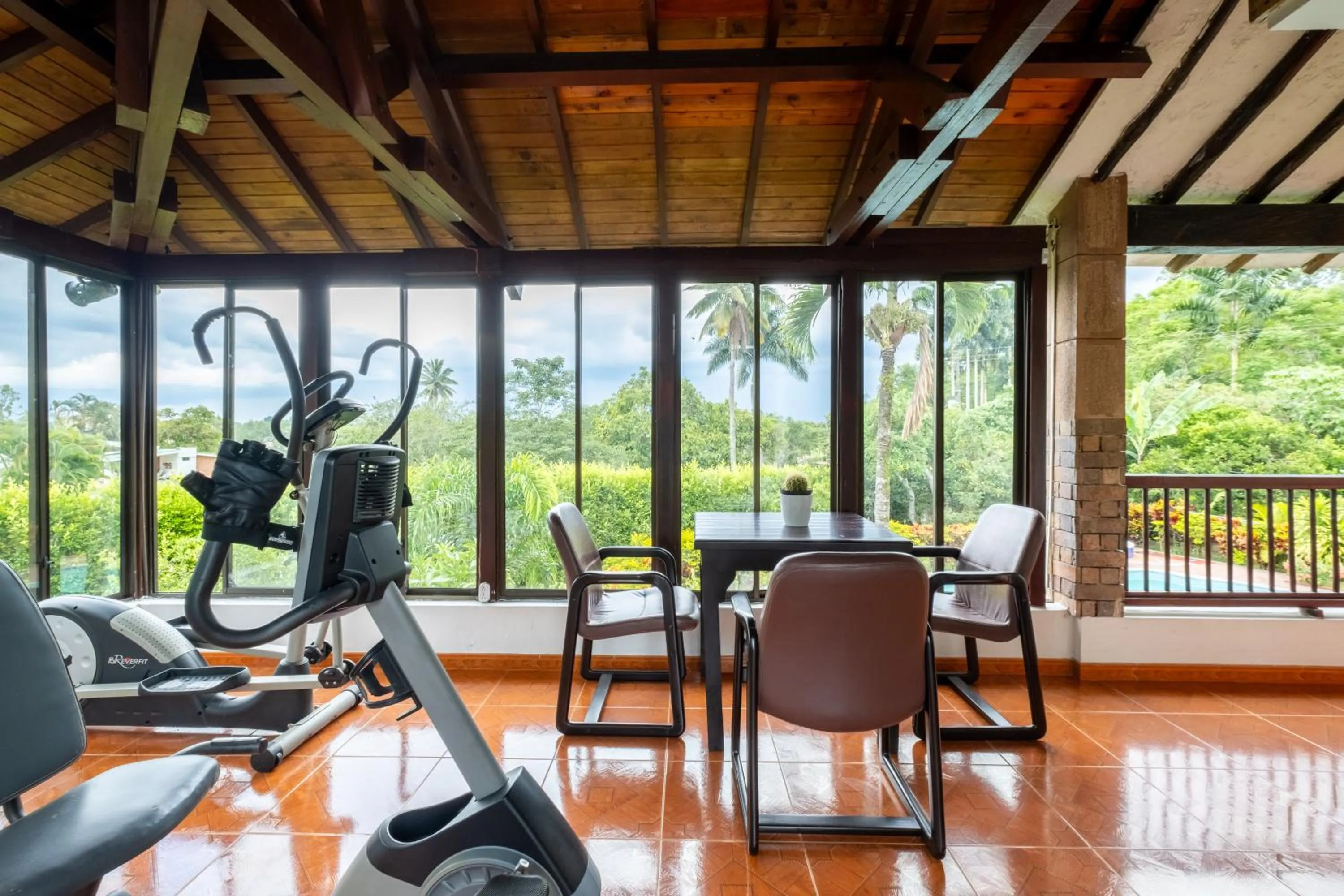 Hotel Chalet El Castillo by Majuva