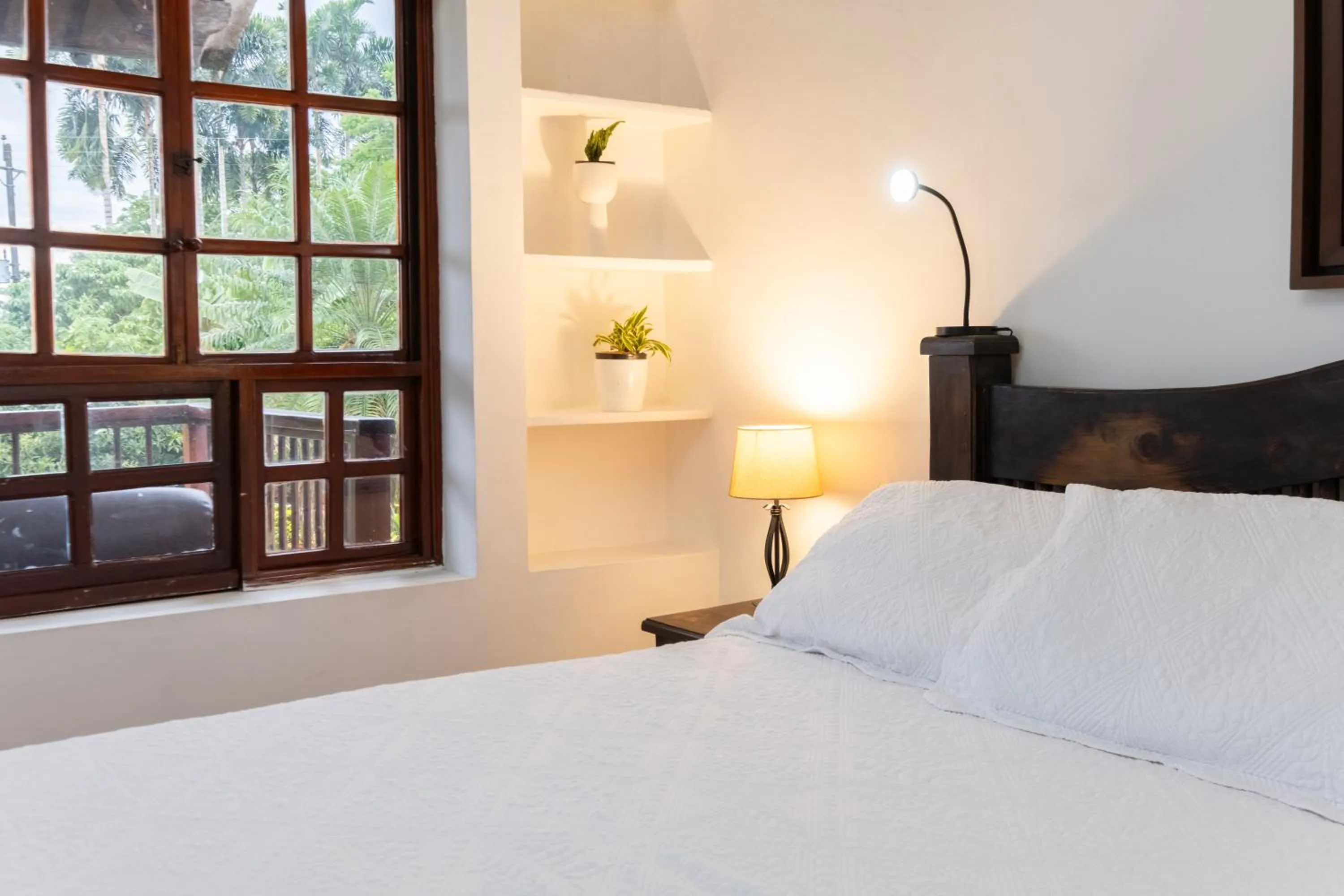 Bed in Hotel Chalet El Castillo by Majuva