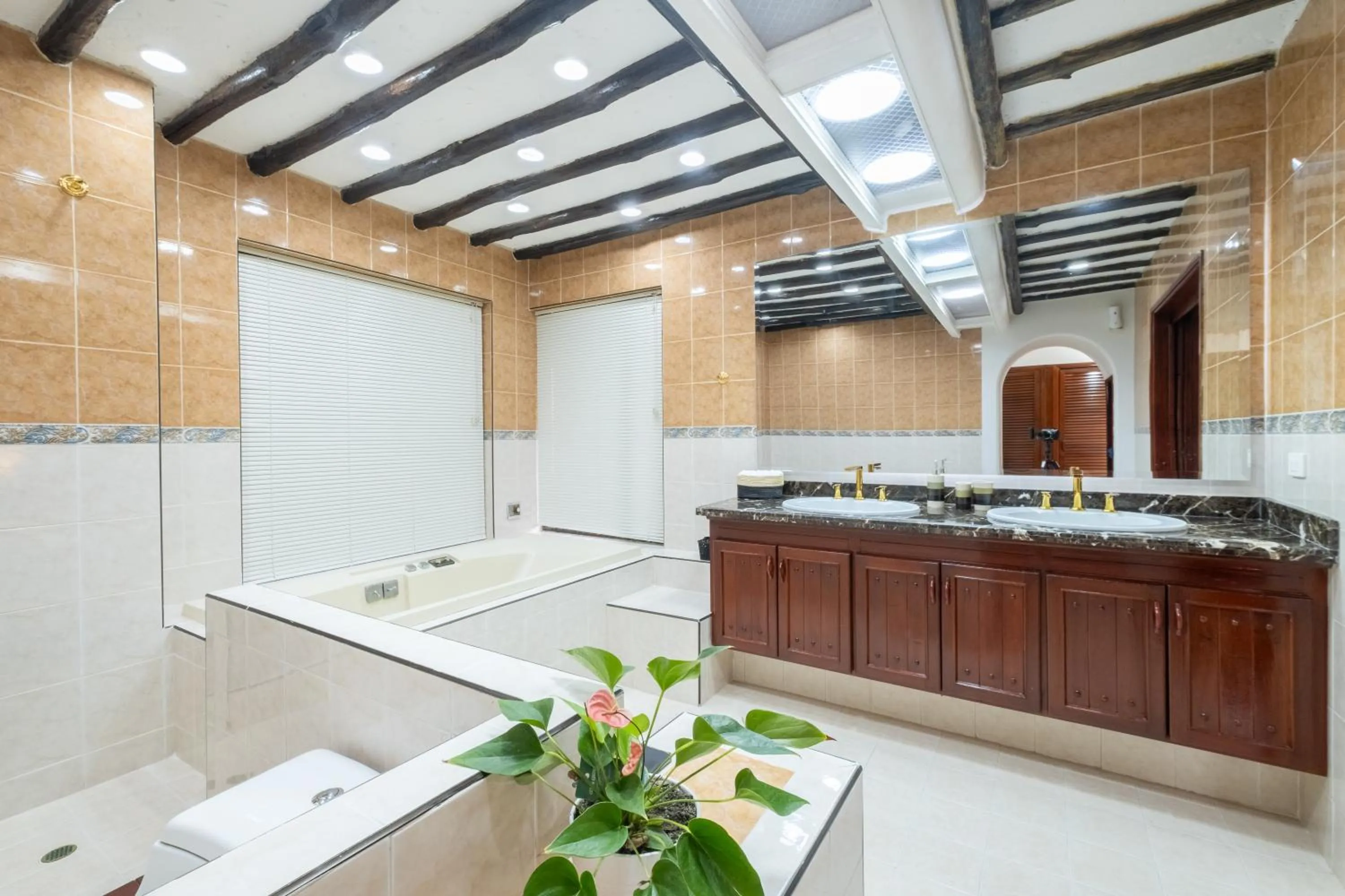 Hotel Chalet El Castillo by Majuva