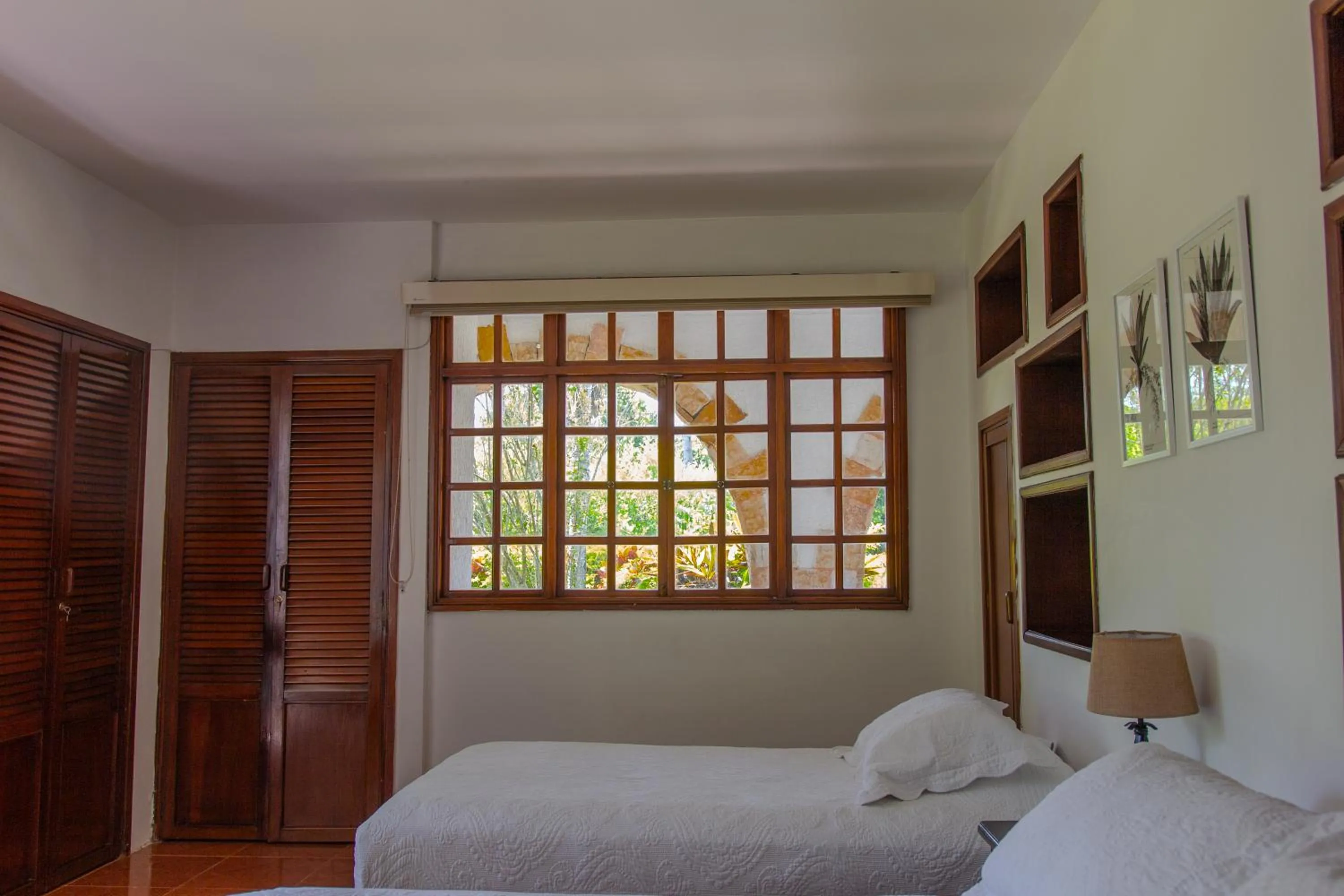 Bed in Hotel Chalet El Castillo by Majuva