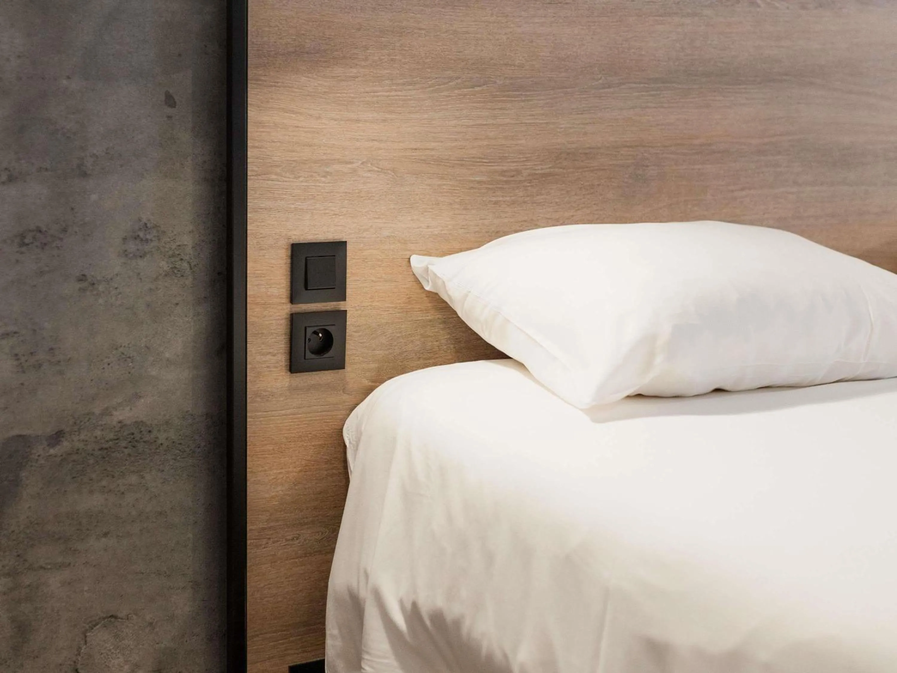 Bedroom, Bed in Ibis Namur Centre