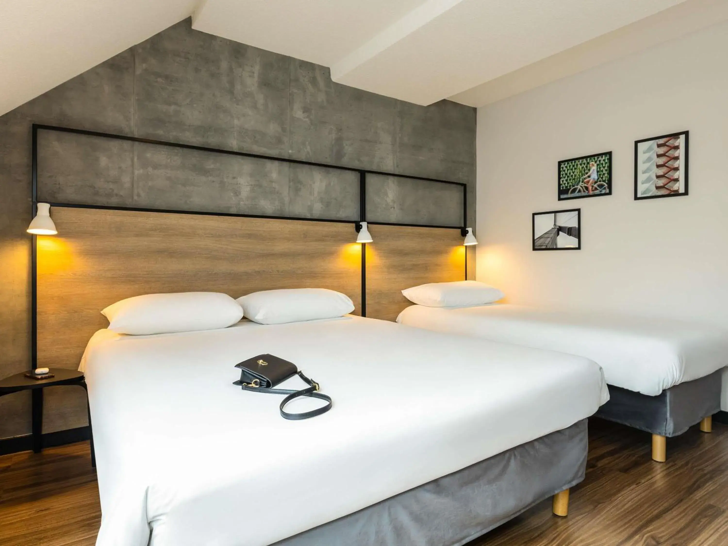 Double Room with Extra Bed in Ibis Namur Centre Double Room with Extra Bed in Ibis Namur Centre