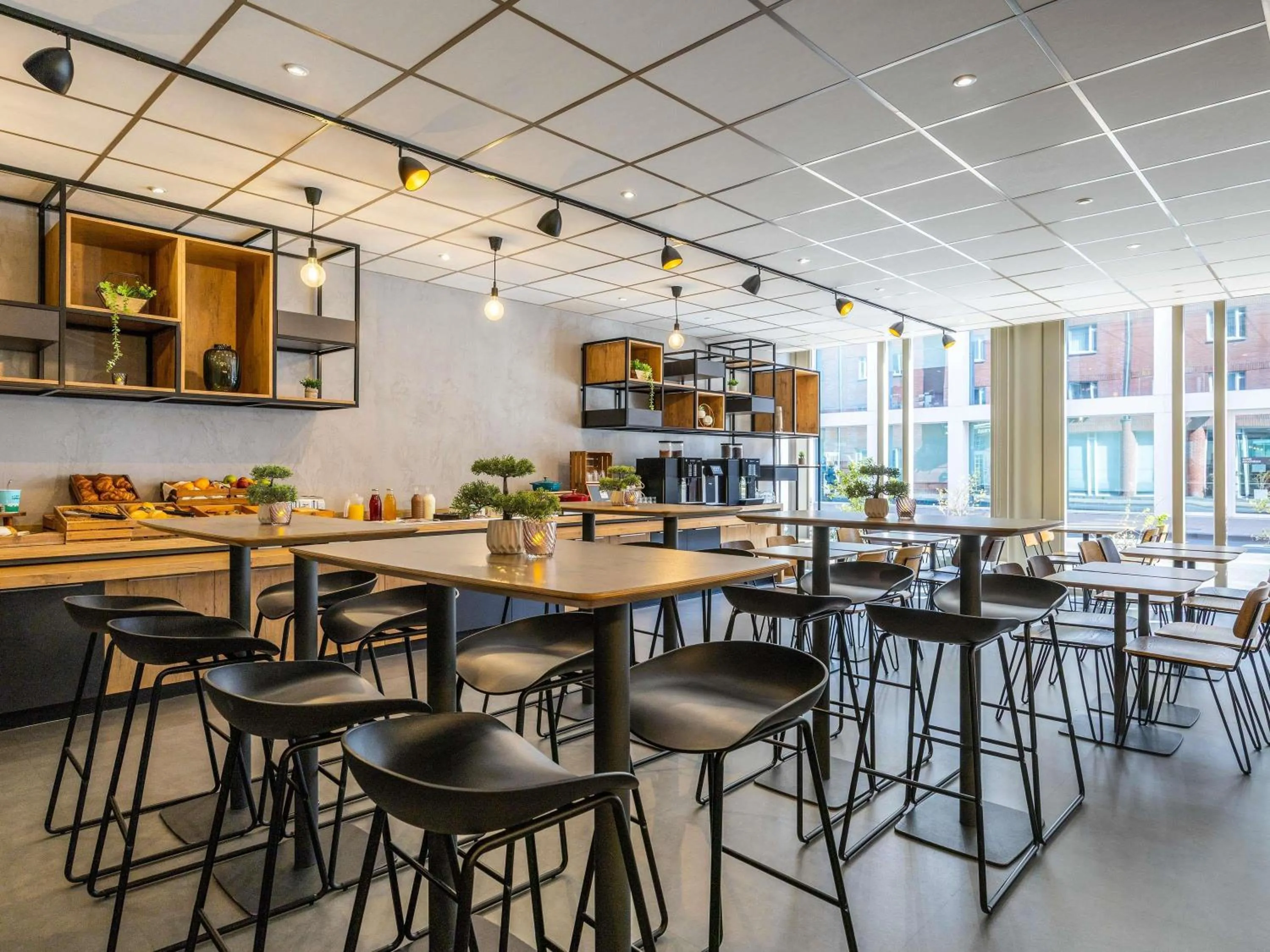 Breakfast in Ibis Namur Centre