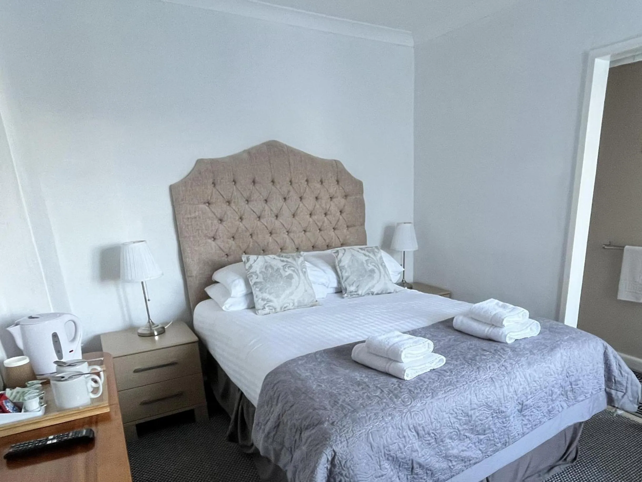 Bed in The Paddocks Hotel