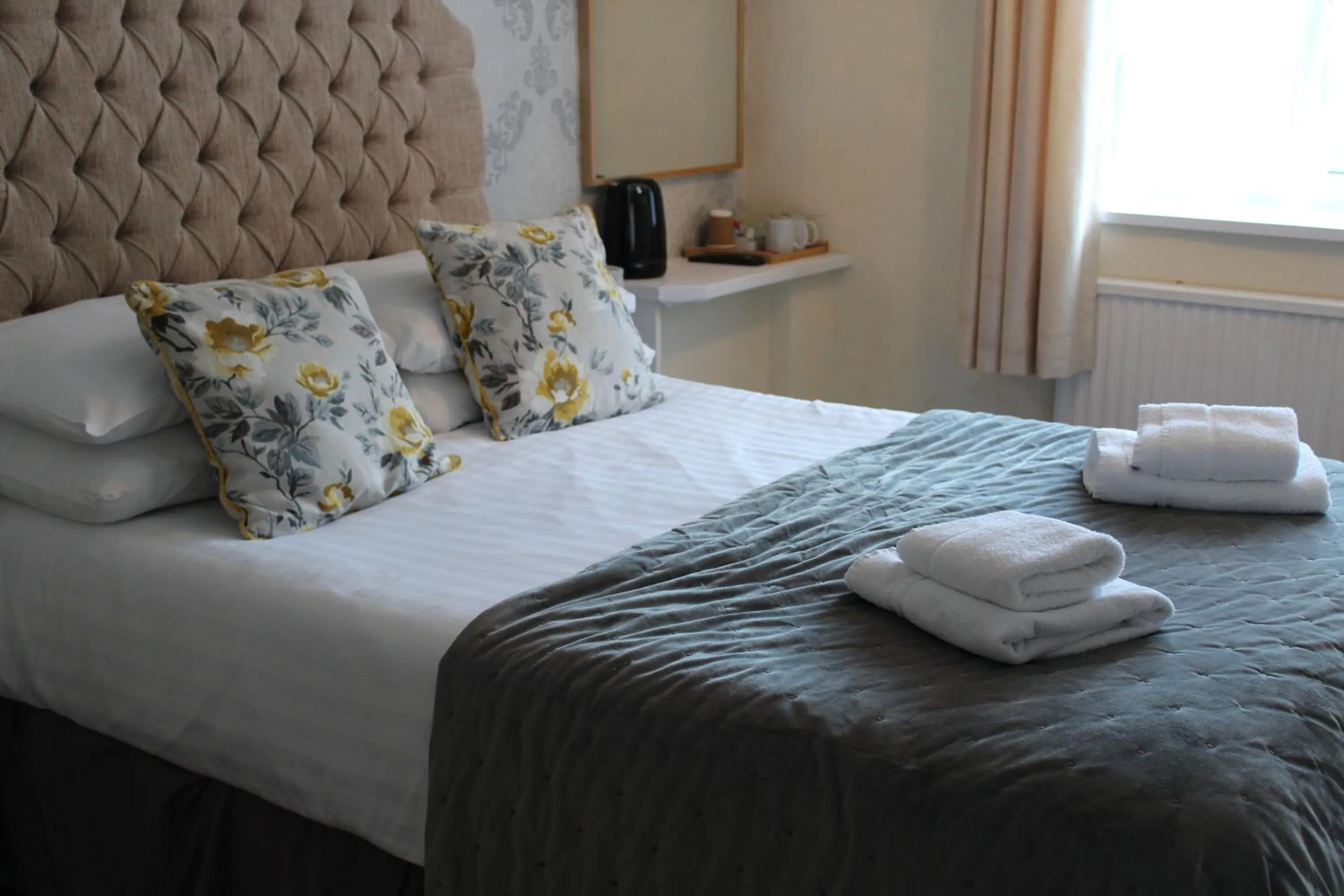 Bed in The Paddocks Hotel