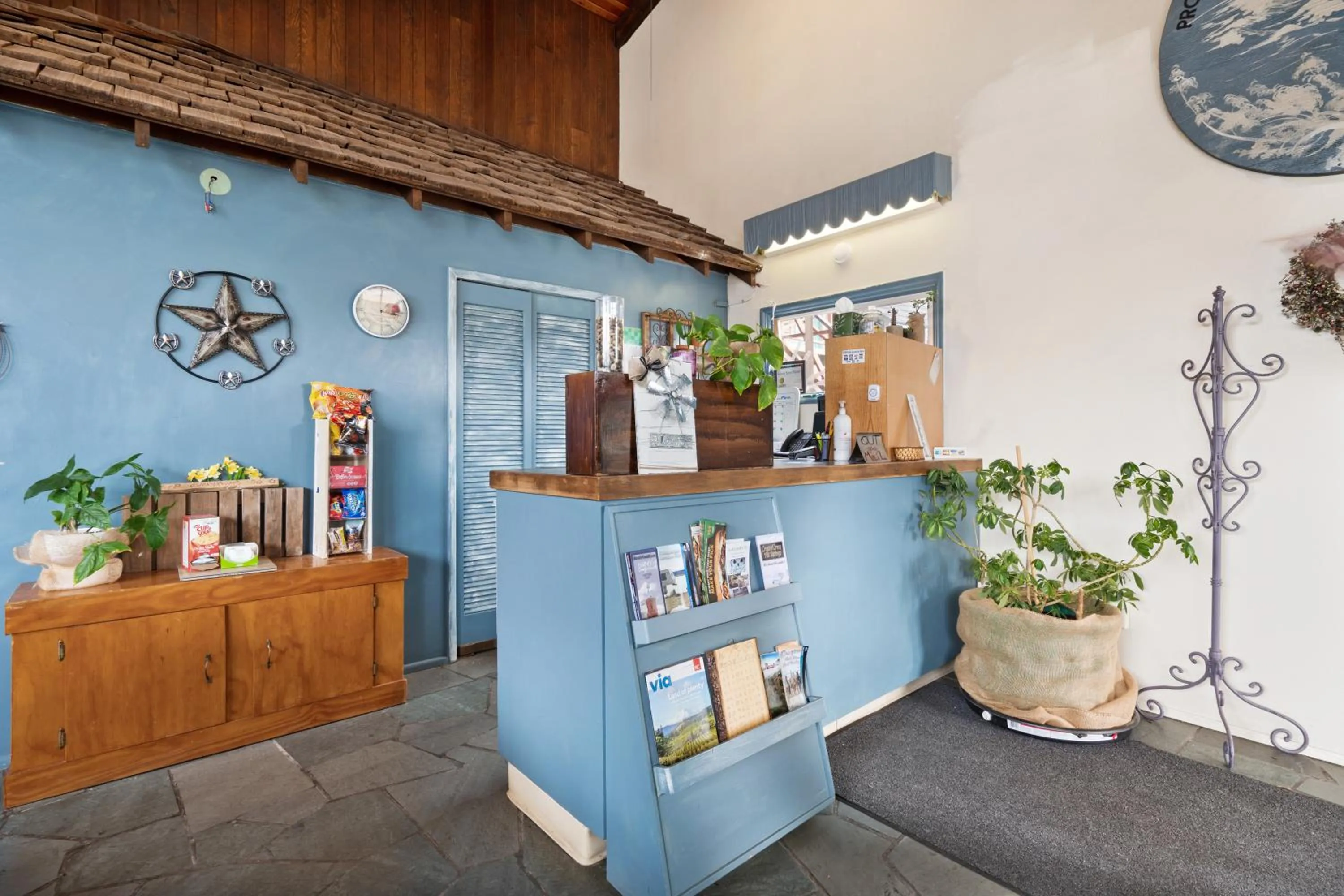 Lobby or reception in OYO Silver Spur Burns Hwy 20